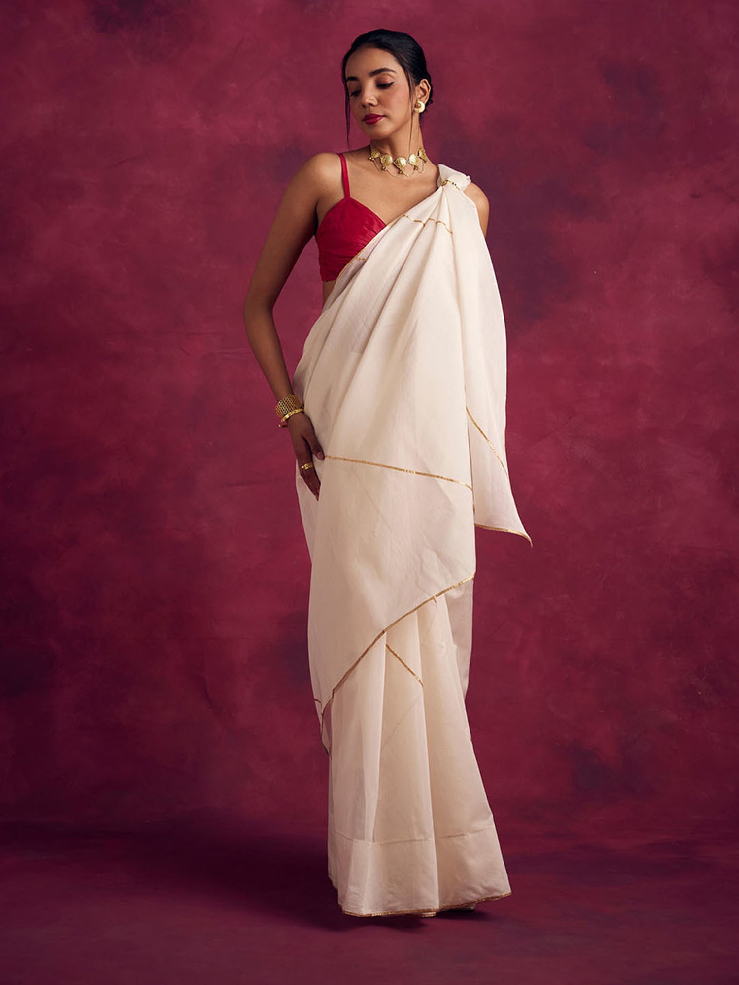 Abhishti White Woven Saree Without Blouse