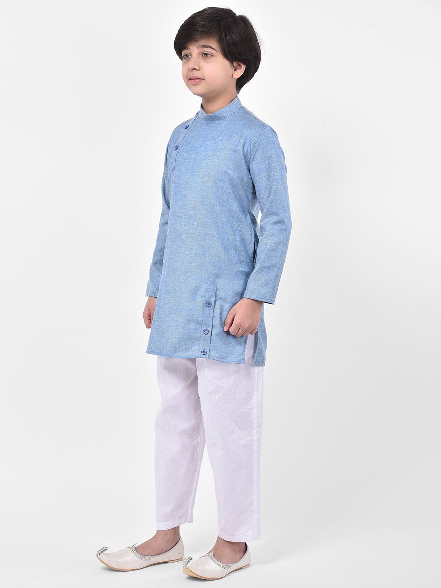 Deyann Kids Blue & White Solid Full Sleeves Kurta with Pyjamas