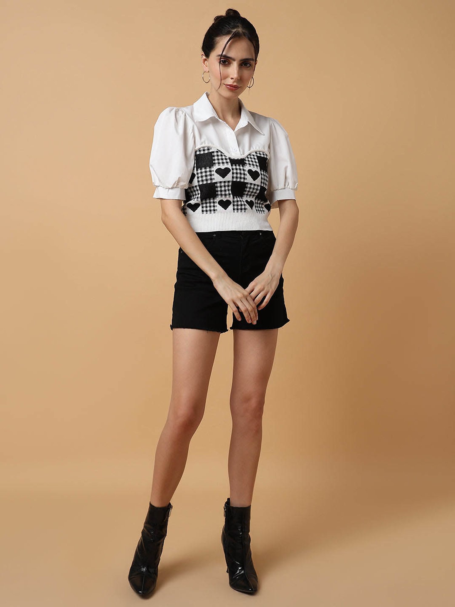 SHOWOFF Black & White Printed Top