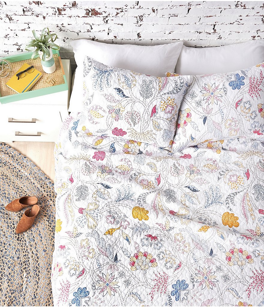 carol & frank Brie Floral Embroidered Quilt