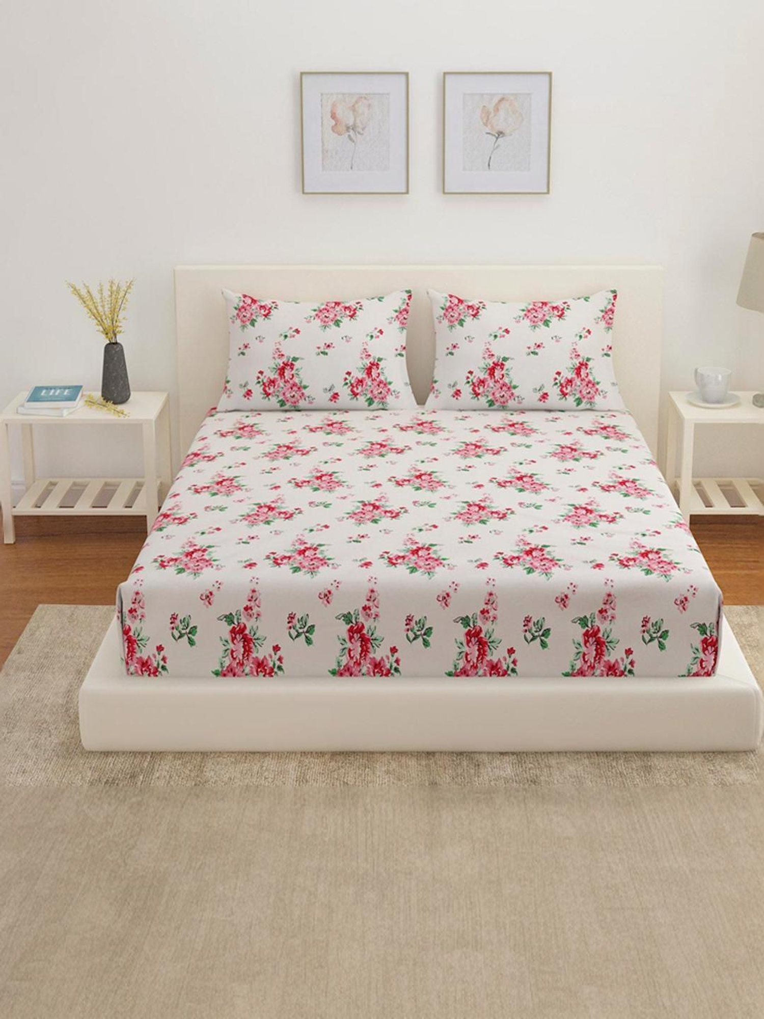 @Home Arias Pink & White 300 TC Cotton King Bedsheet with 2 Pillow Covers