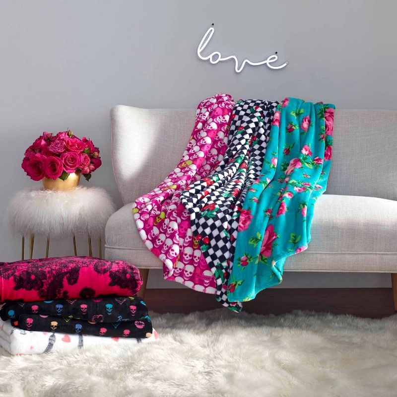 Cherry Checker Throw Blanket Red - Betseyville