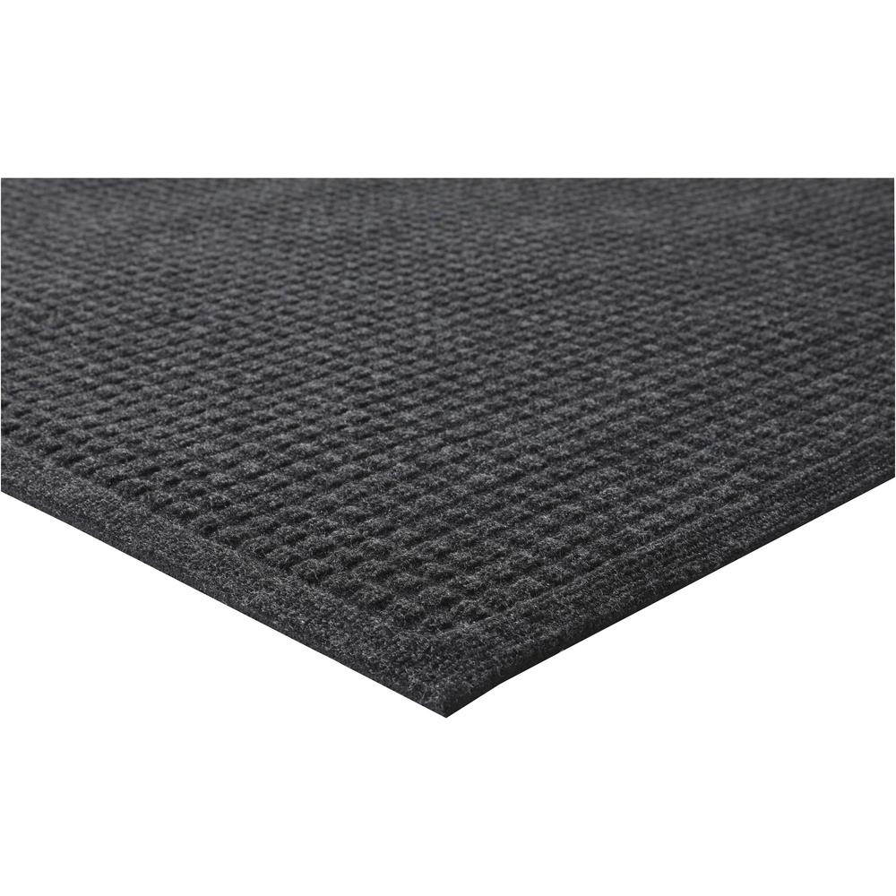 Genuine Joe Indoor Floor Mats 4'x6' Charcoal Gray 58937