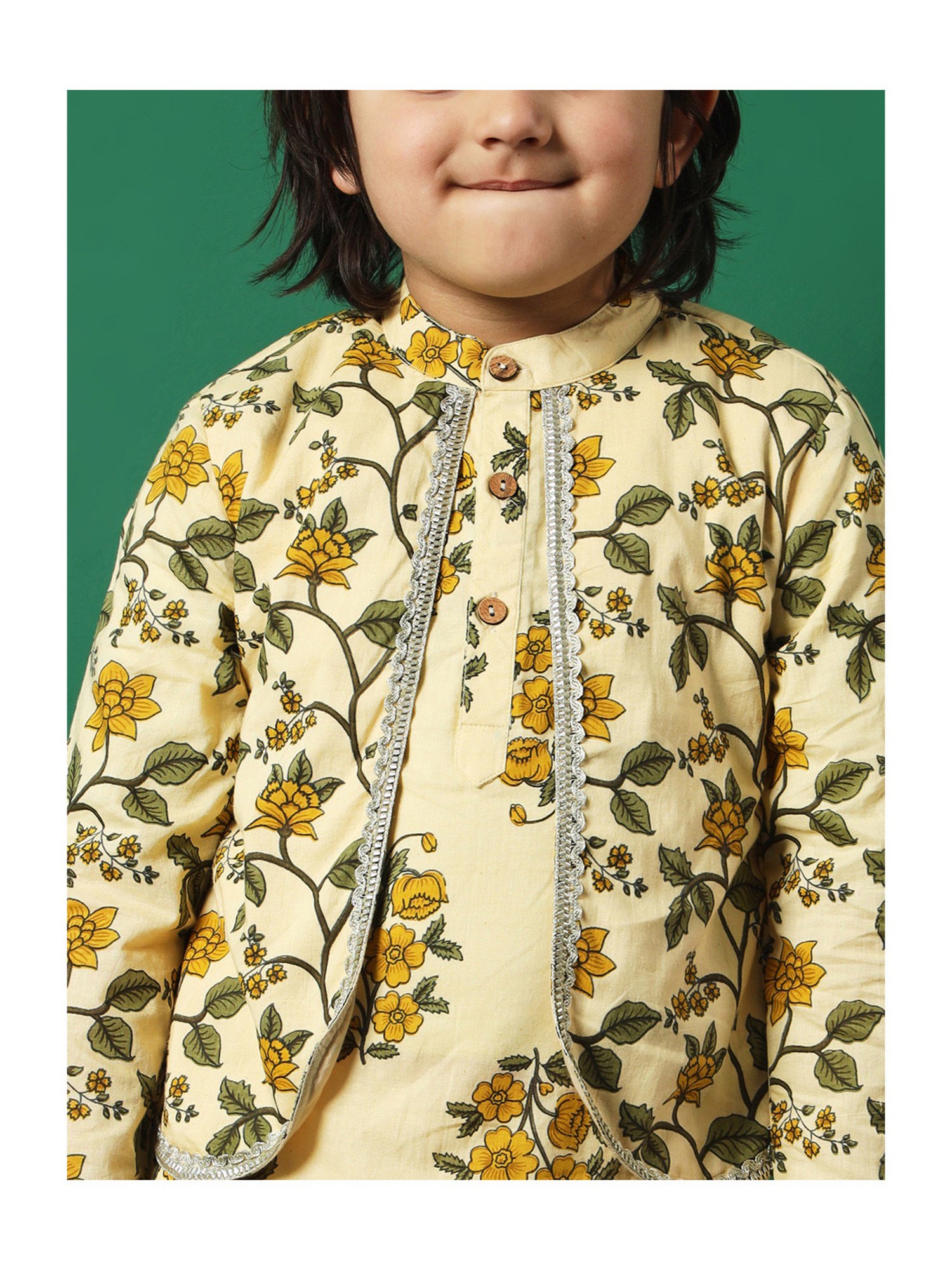 READIPRINT FASHIONS Kids Beige & White Floral Print Full Sleeves Jacket Style Kurta with Pyjamas