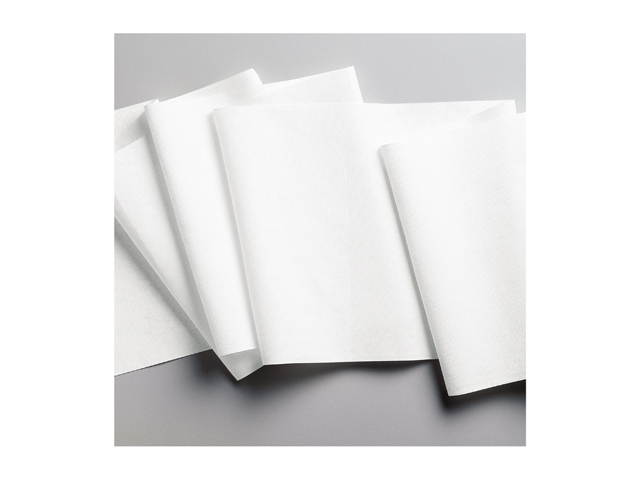 WypAll L30 DRC Towels (05820), Strong and Soft Wipes, Center-Pull Rolls, White, 300 Sheets / Roll, 2 Rolls / Case, 600 Wipes / Case