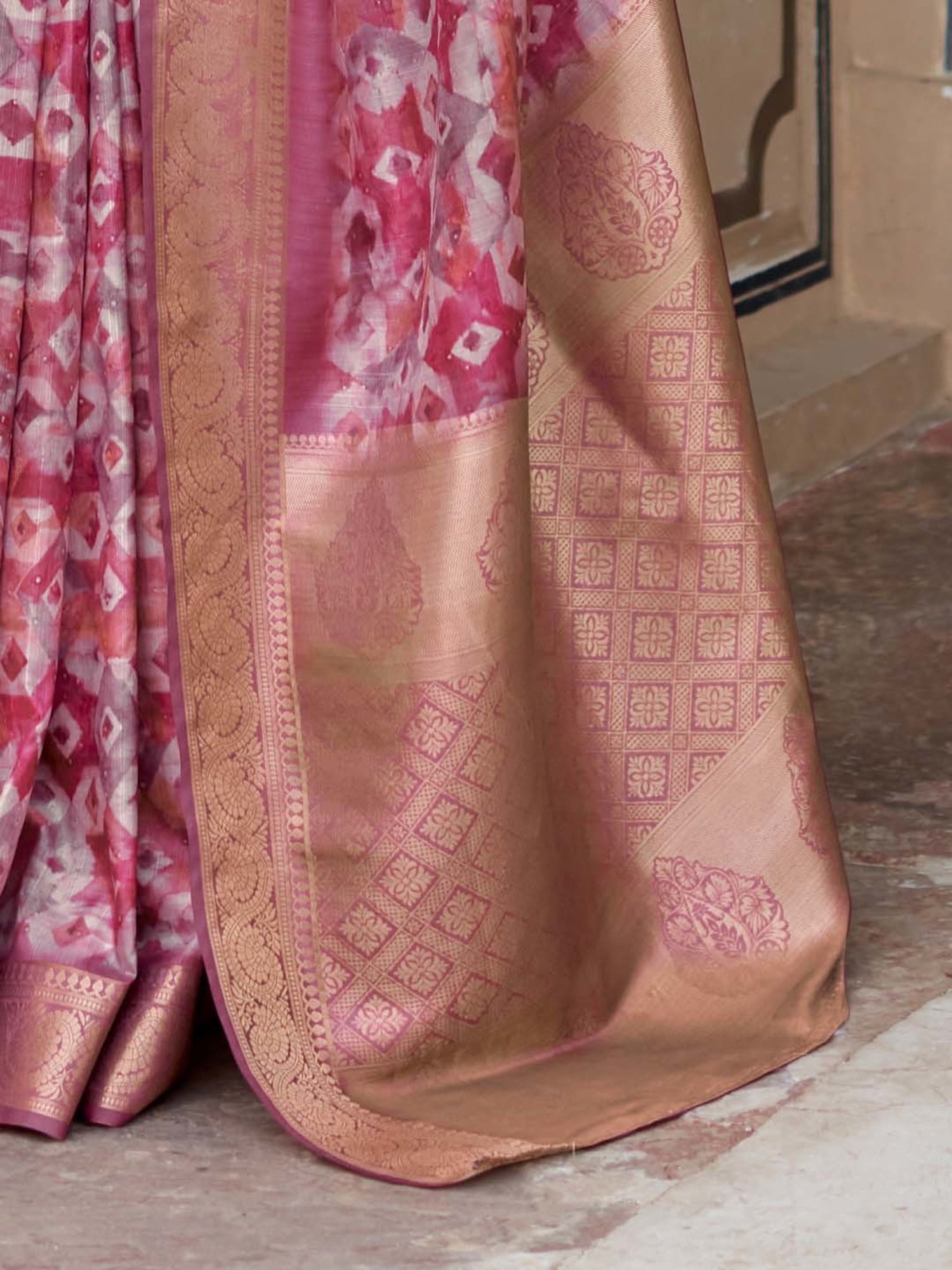 Saree Mall Purple Woven Saree With Unstitched Blouse