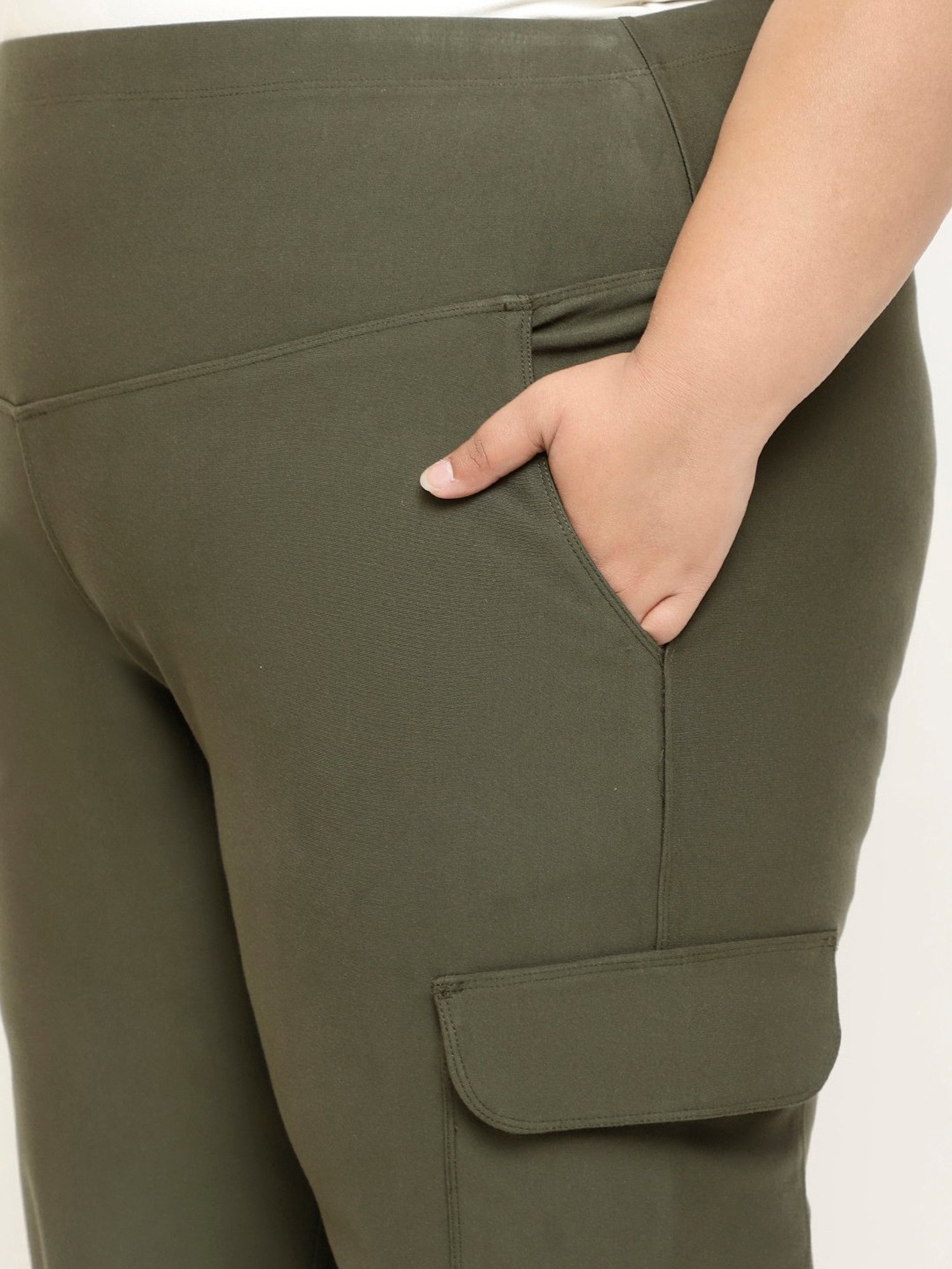 Amydus Olive Regular Fit High Rise Cargo Pants