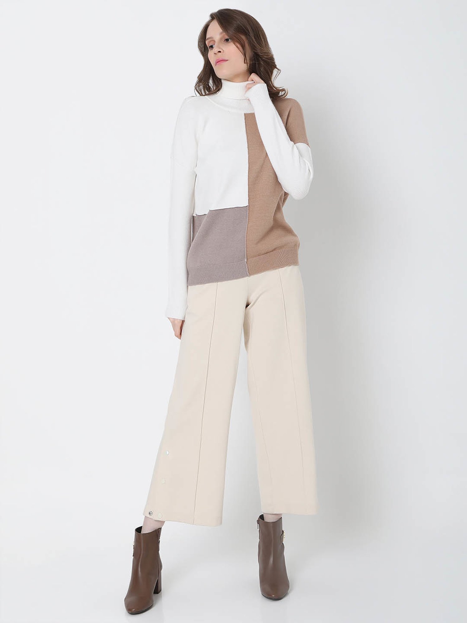 Vero Moda White & Beige Regular Fit Sweater