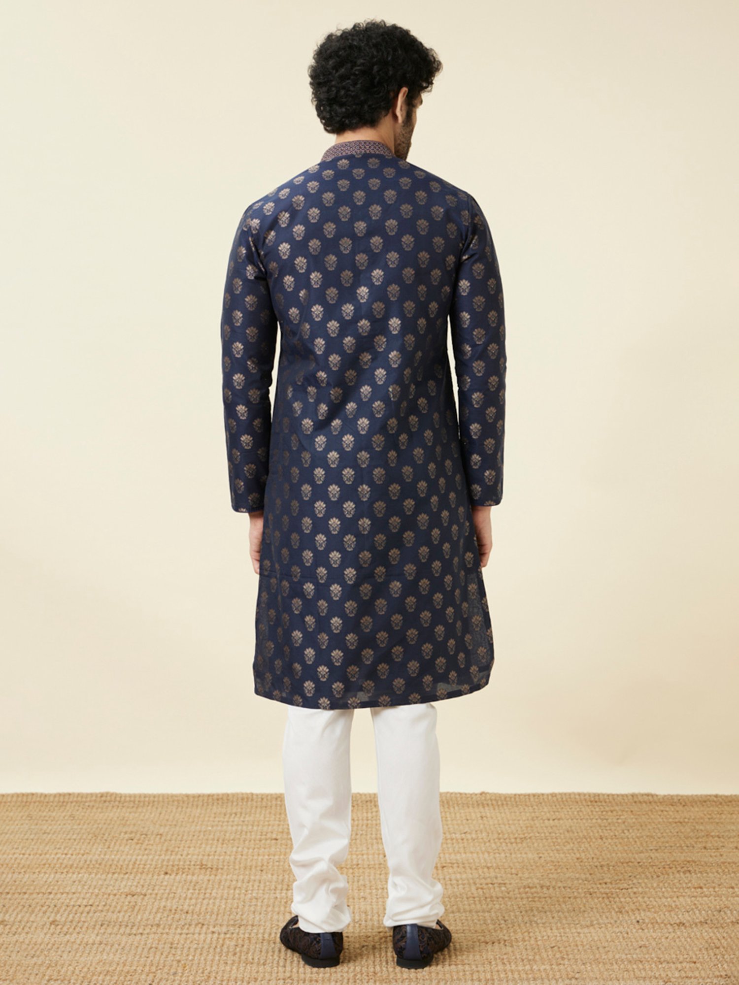 Manyavar Navy & White Regular Fit Self Design Kurta & Pyjamas Set