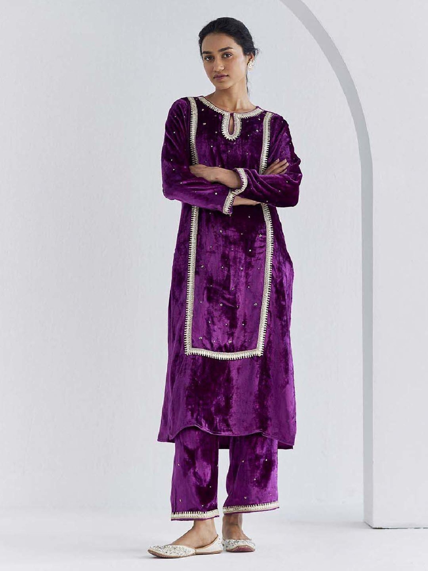 Ancestry Eggplant Embroidered Straight Kurta