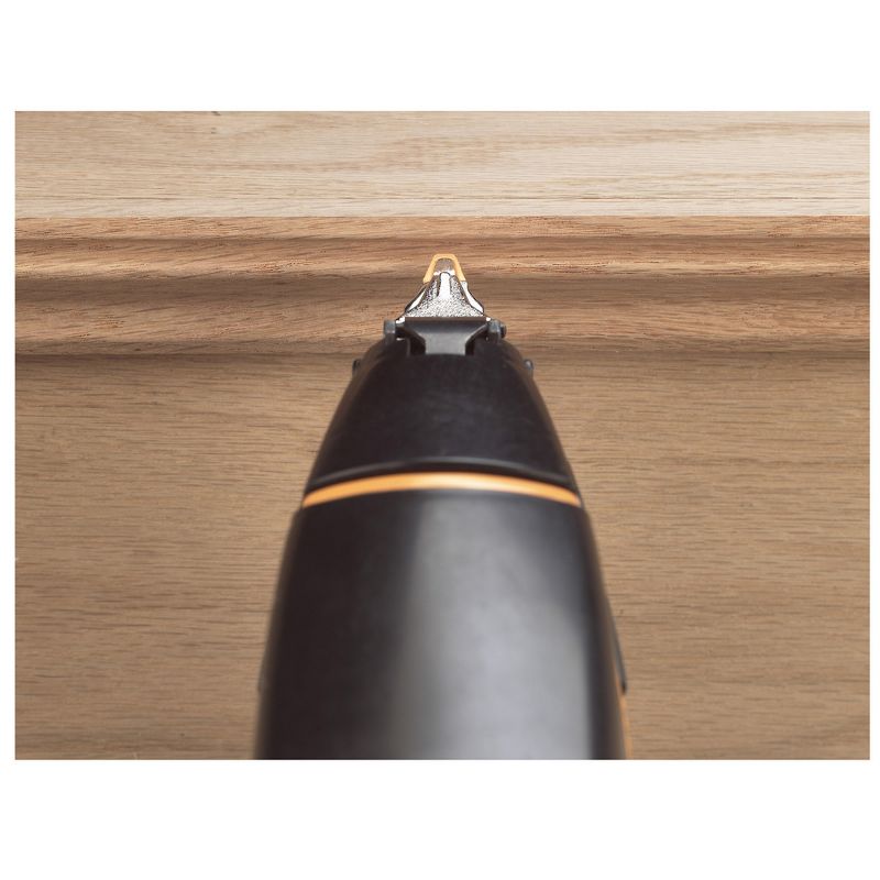 Bostitch BTFP12233-R Smart Point 18-Gauge Brad Nailer Kit