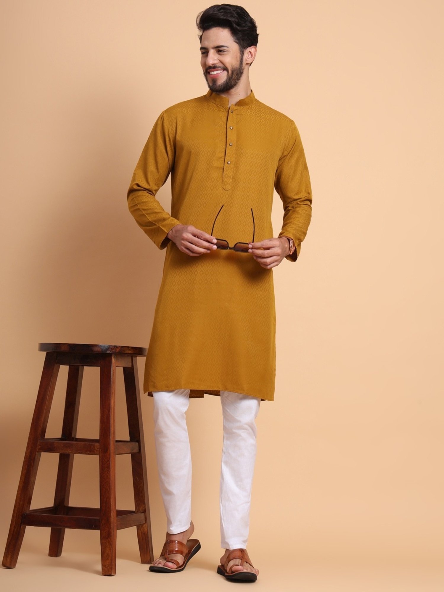 SWAGG INDIA Mustard Regular Fit Kurta