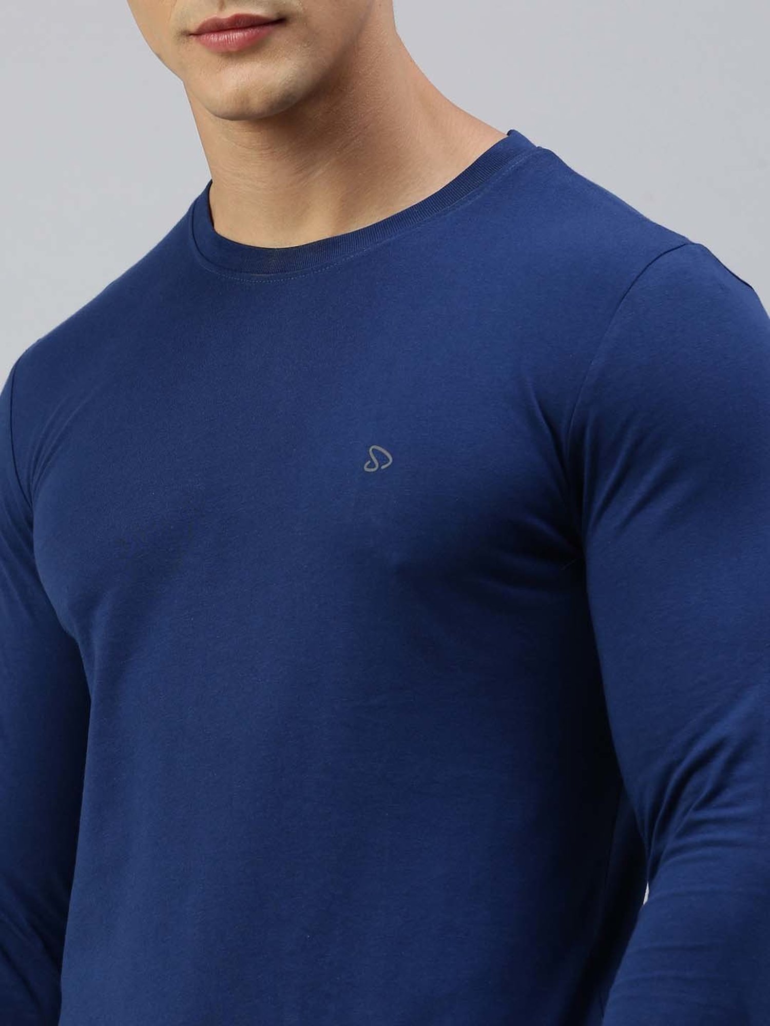 Sporto Dark Blue Regular Fit Crew T-Shirt