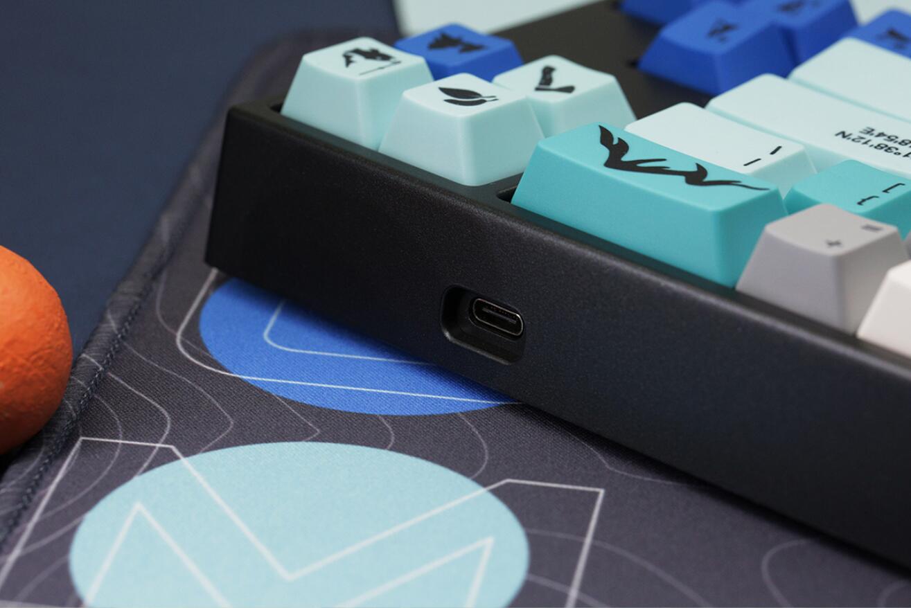 2, 60% Wired/Wireless Mechanical Keyboard (Kailh Box Brown Switch/White Case) - Full Keys Programmable - True RGB Backlit - Tap Arrow Keys - Double Shot PBT Keycaps - NKRO - 1900mAh Battery