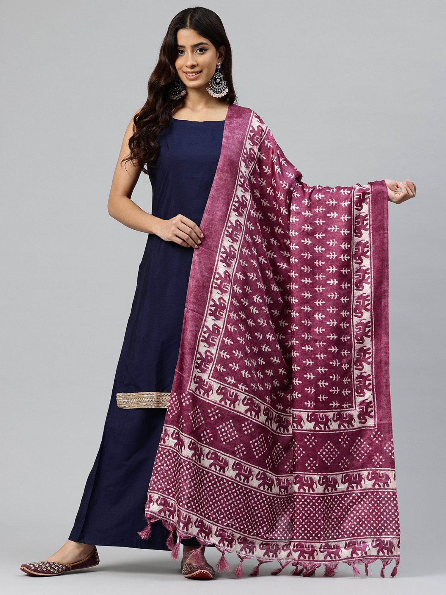 One Femme Magenta Silk Printed Dupatta