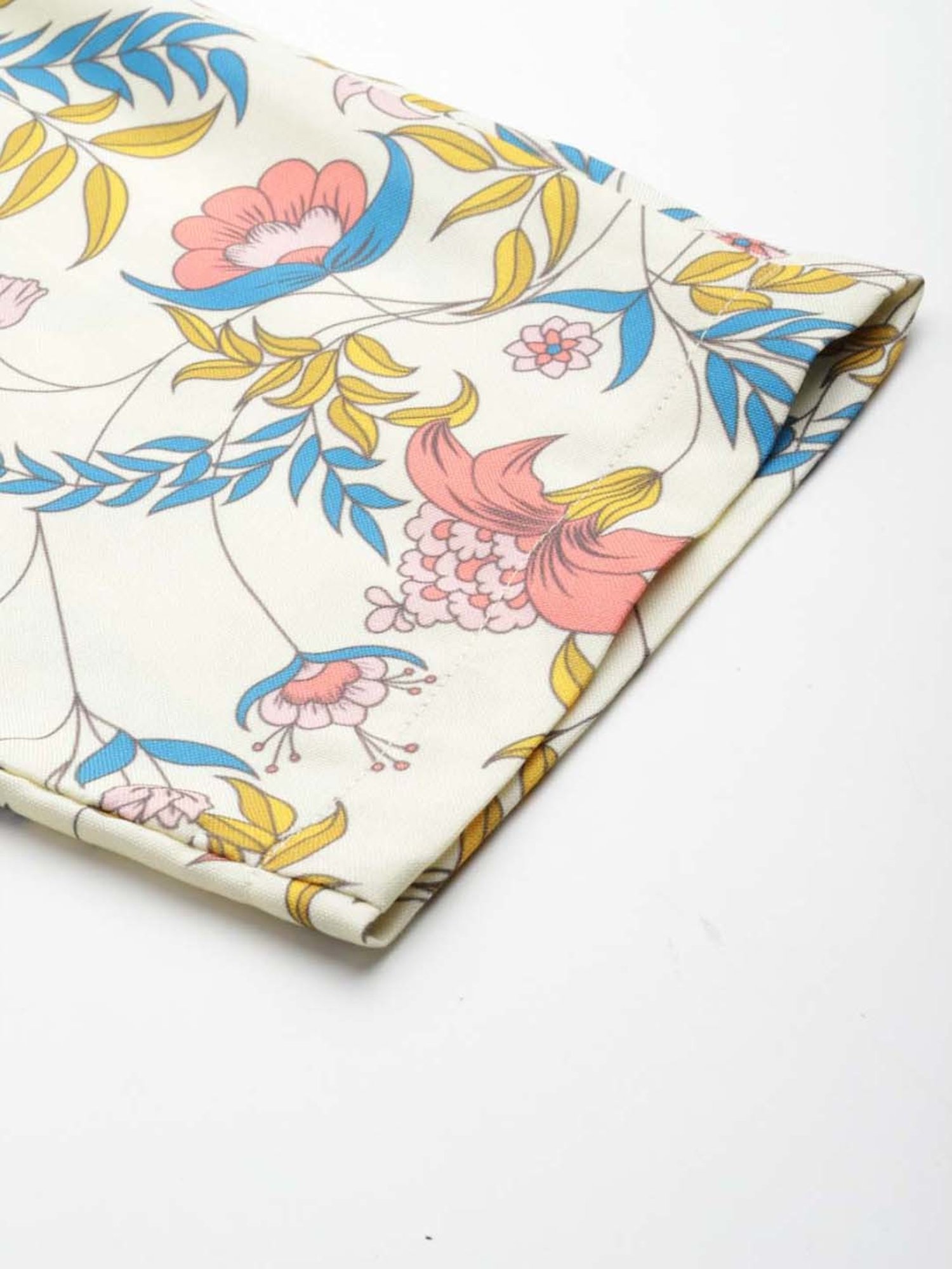 Prakrti Off-White Floral Print Top Pant Set