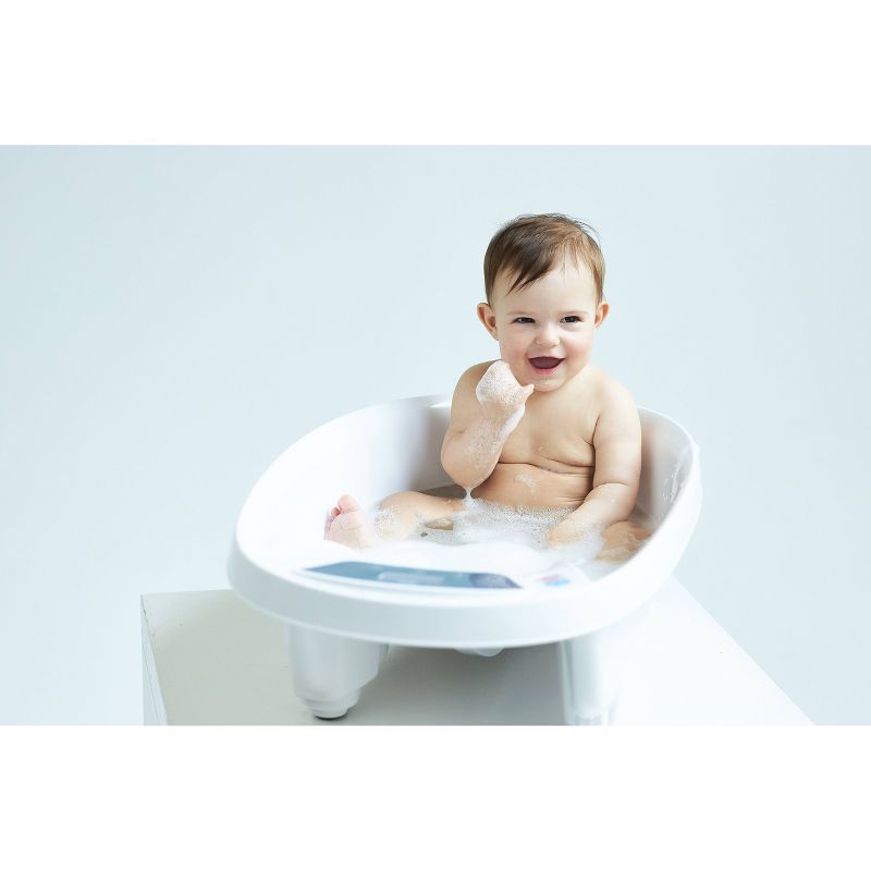 Pinkfong Baby Shark Inflatable Safety Bathtub