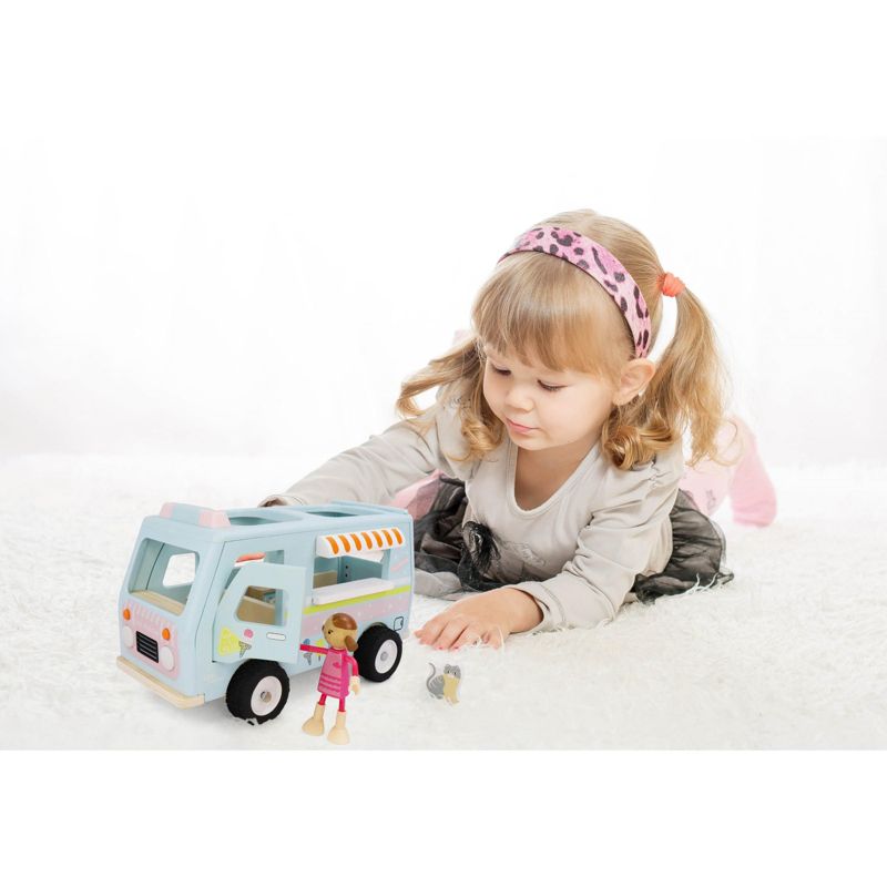 Leo & Friends Wooden Ice Cream Van