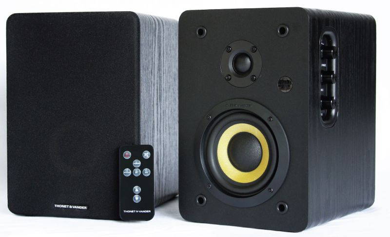 Thonet and Vander VERTRAG BT Bluetooth Bookshelf Speakers 2.0 - Optical Input - 46 Watts RMS