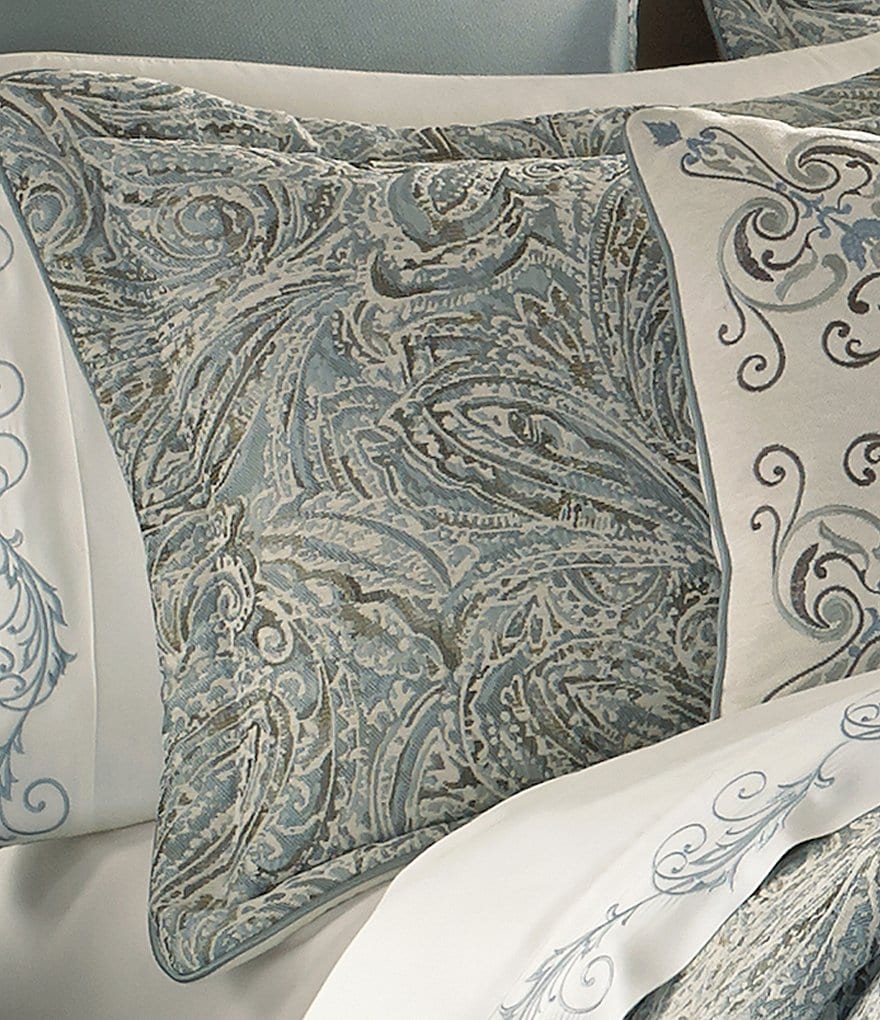 Charisma Belaire Comforter Set