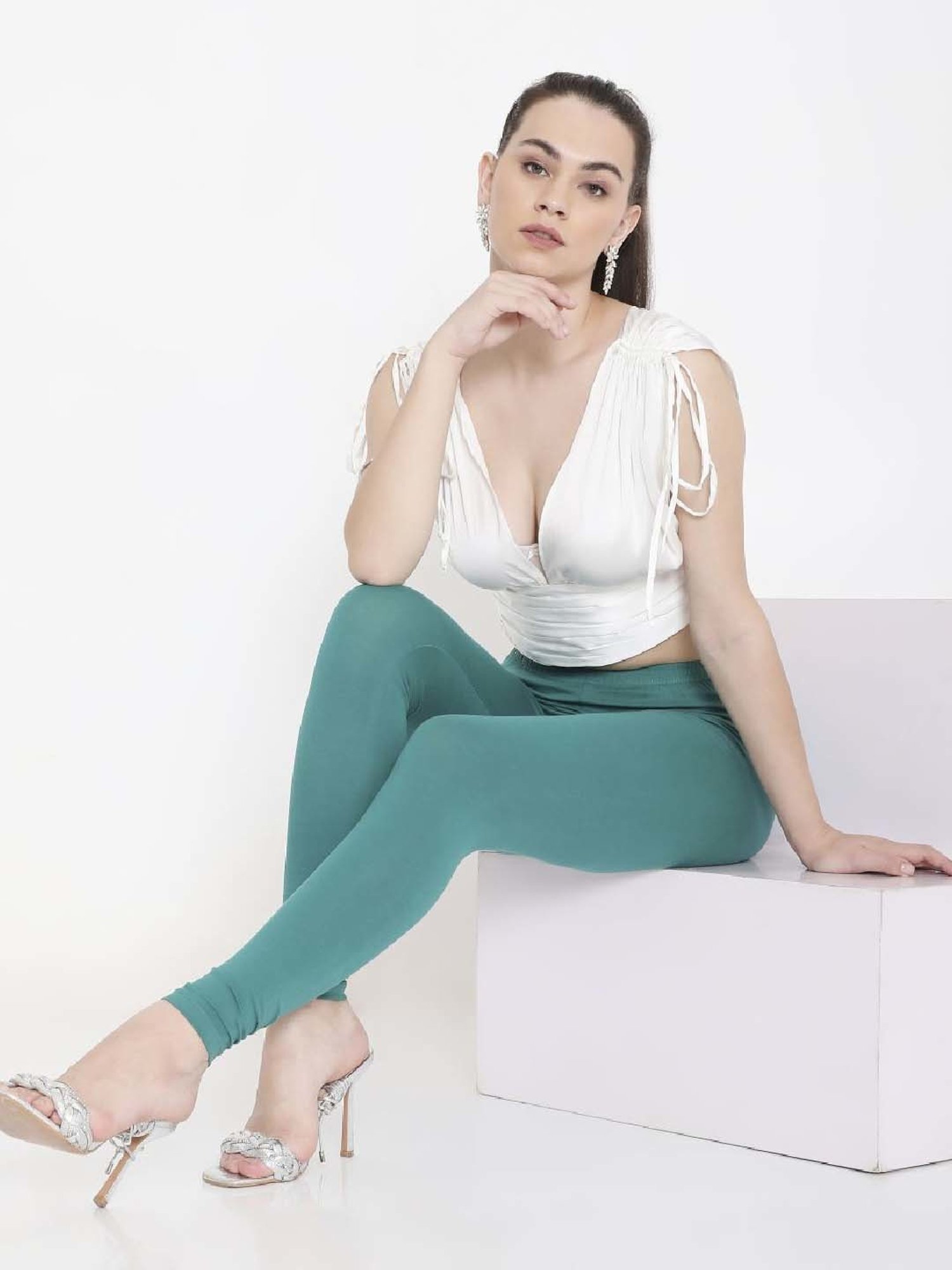 FEELINGS Green Plain Leggings