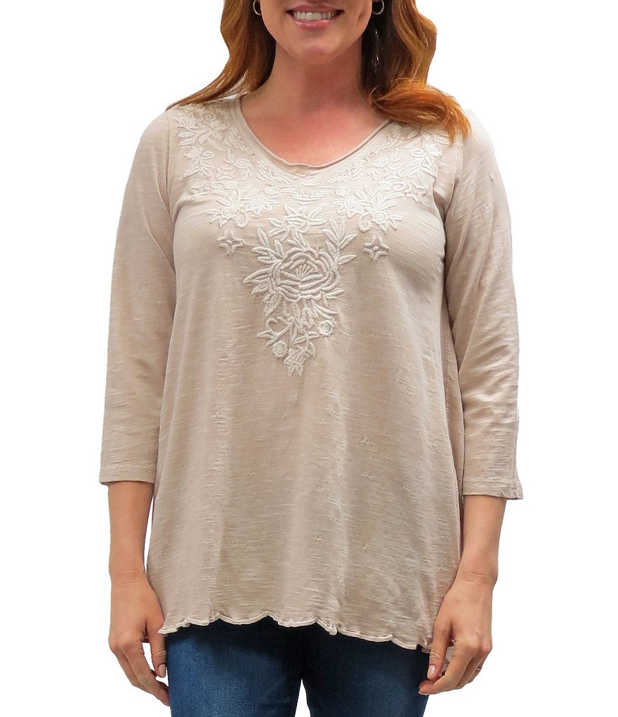 Karyn Seo Mari Vintage Tonal Embroidered V-Neck 3/4 Sleeve Scalloped Hem Cotton Tunic Top