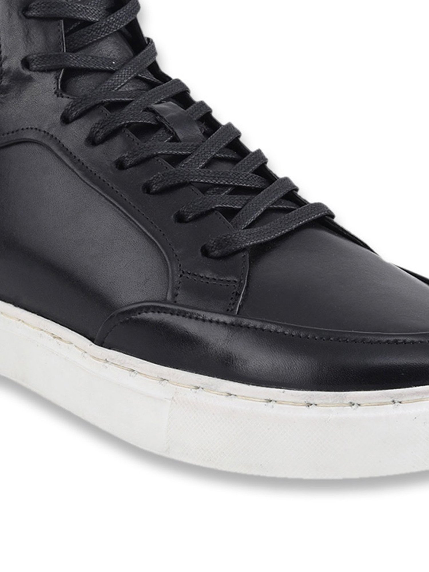 Ezok Men's Black Ankle High Sneakers