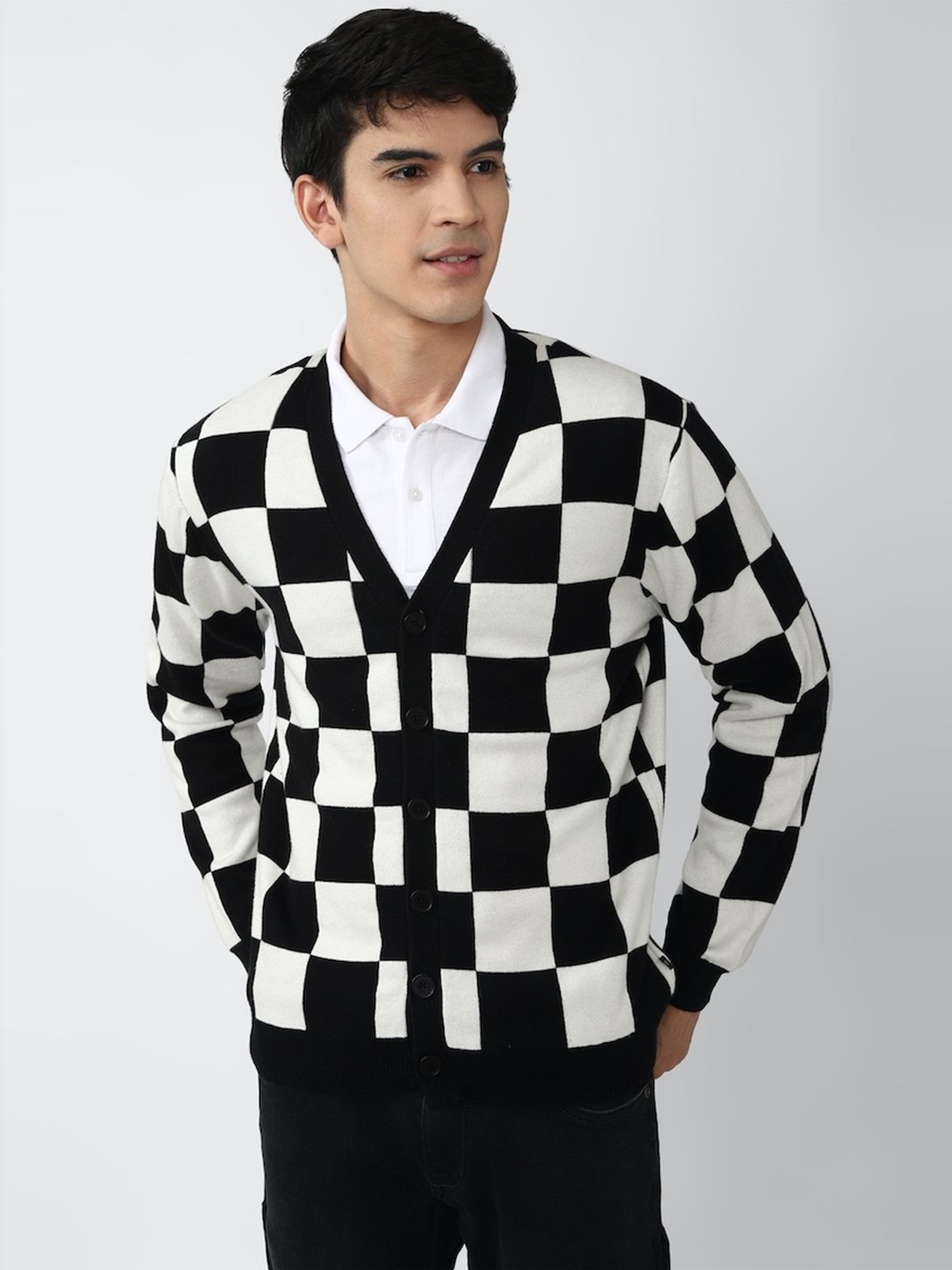 Forever 21 Black & White Cotton Regular Fit Checks Sweater