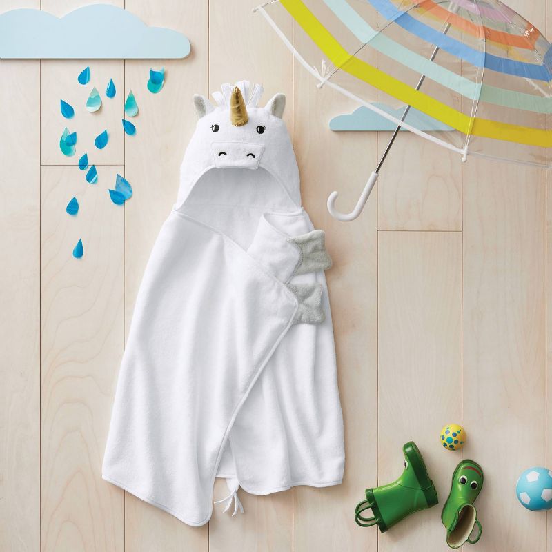 Poodle Hooded Bath Towel Daydream Pink - Pillowfort™