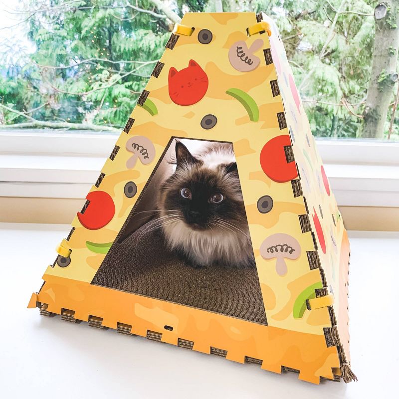 Quirky Kitty Pizza Cardboard Cat Scratch House