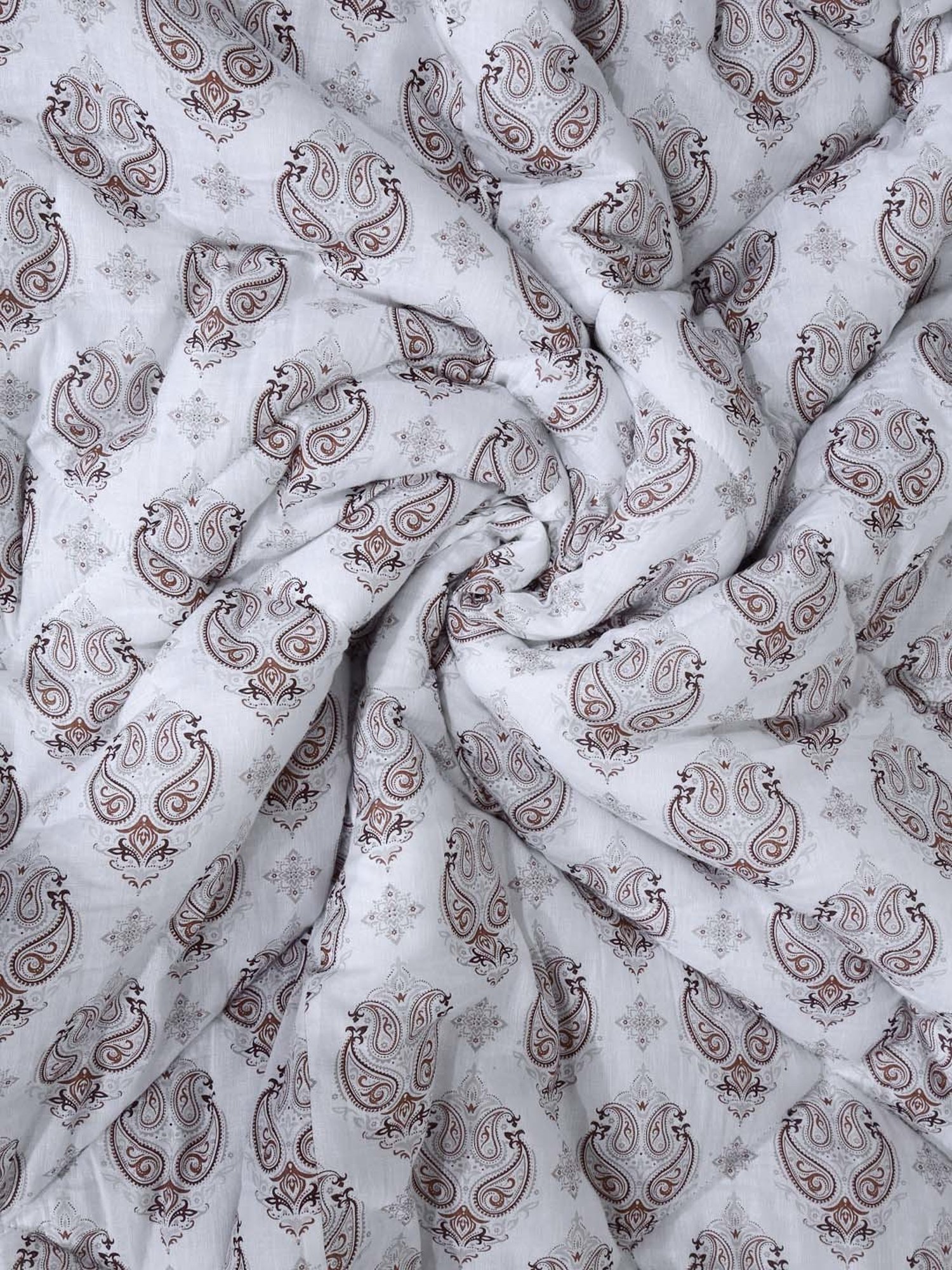 Klotthe Mild Winter Brown Fiber 600 GSM Double-Sized Quilt