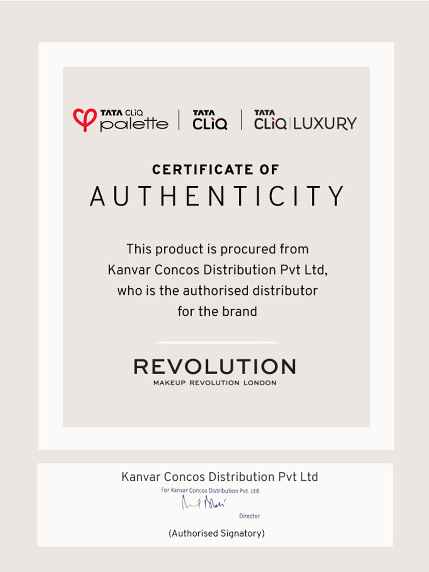 Makeup Revolution Reloaded Pressed Powder Dark - 6 gm