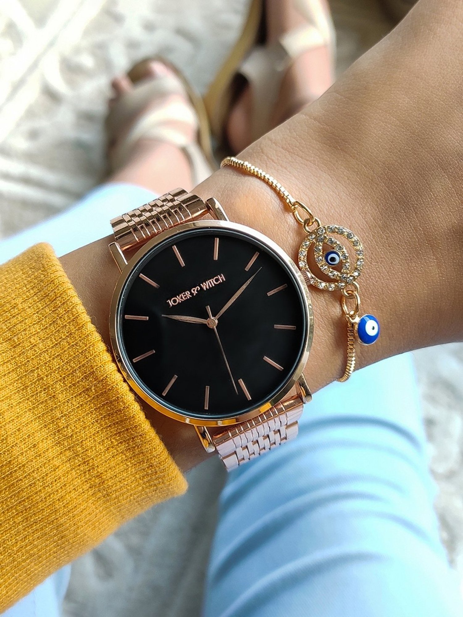 Joker & WItch JWBS603 Analog Watch for Women With Bracelet