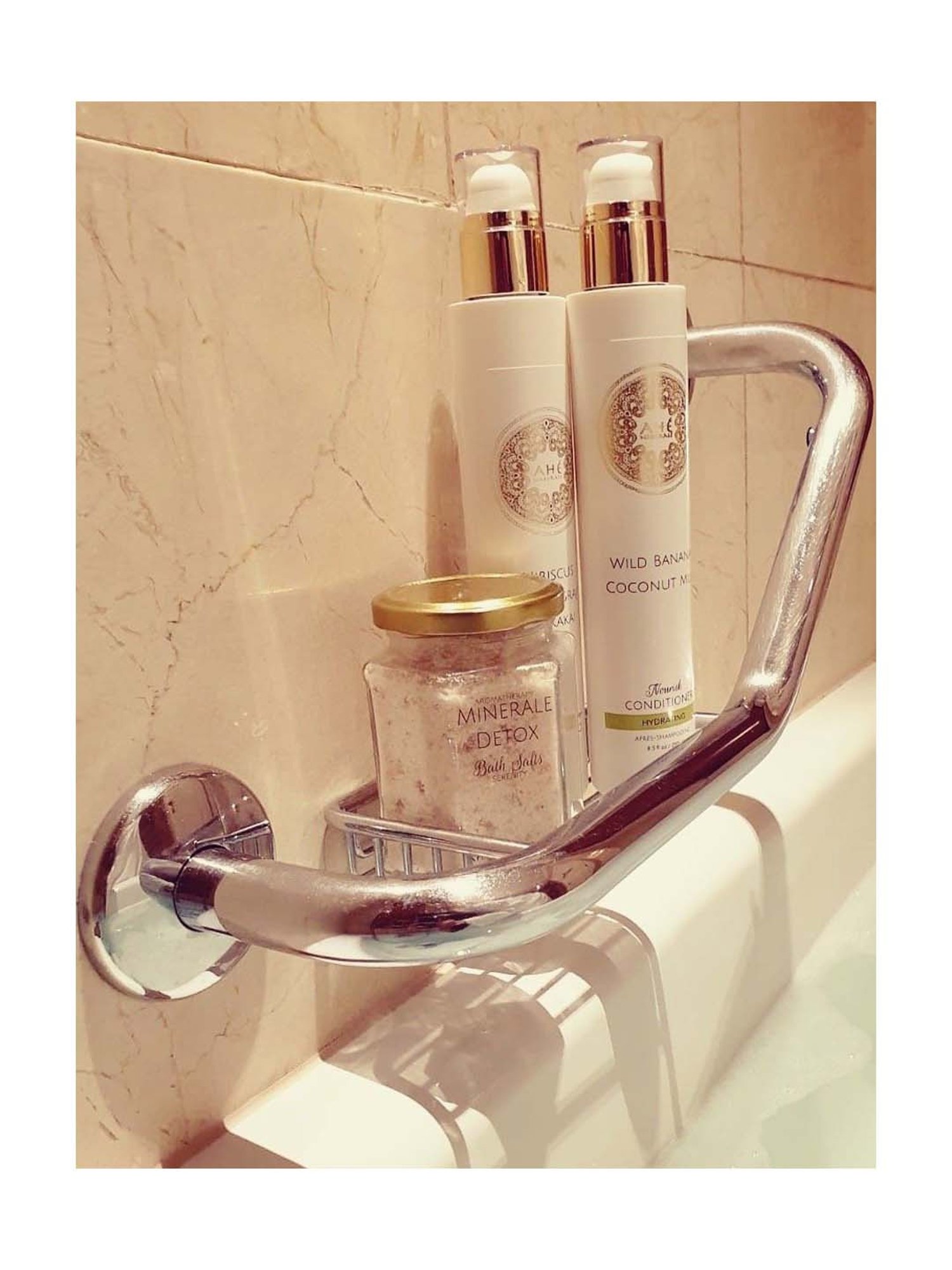 Ahe Naturals Wild Banana & Coconut Milk Nourishing Conditioner - 250 ml