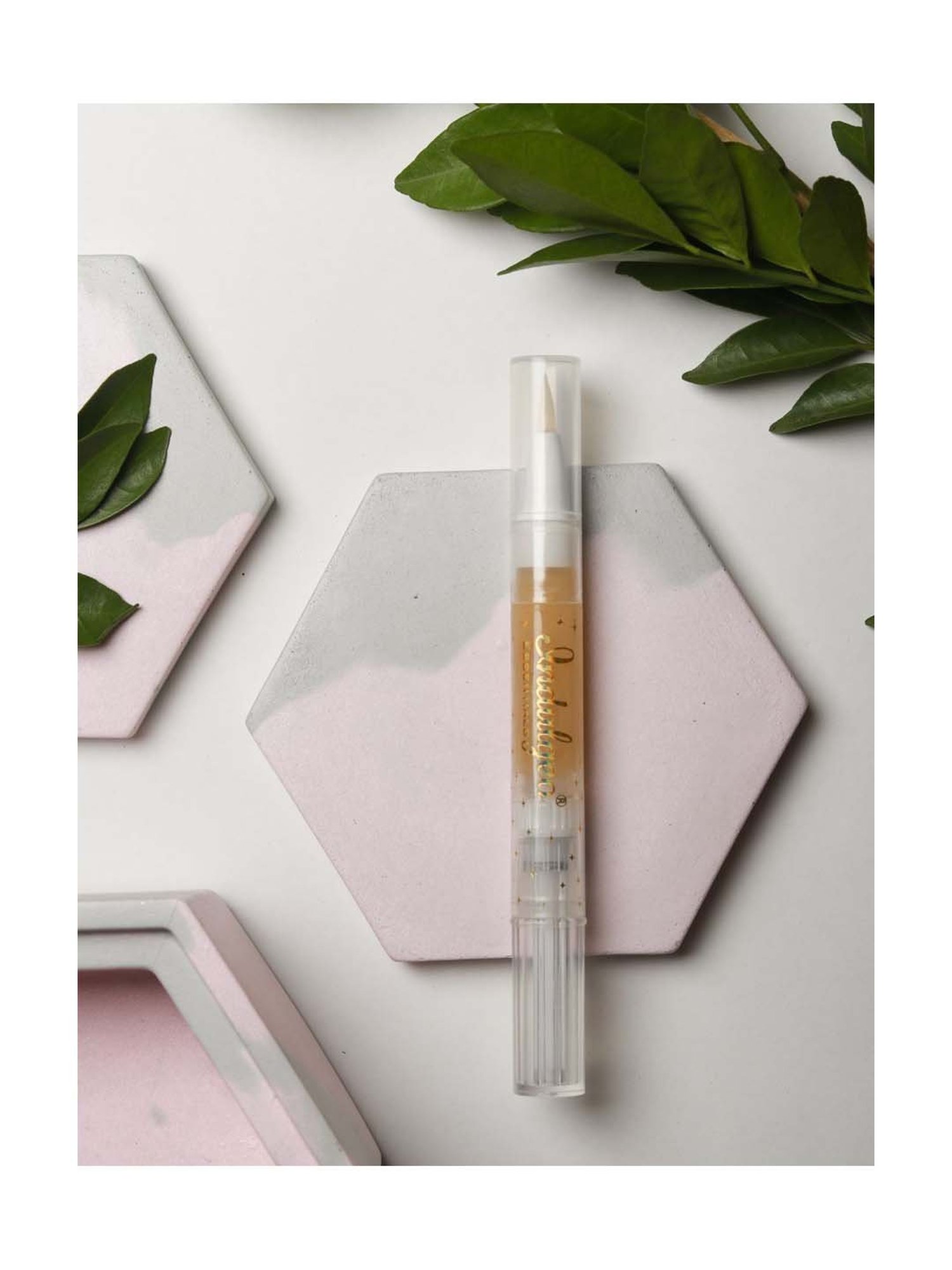 Indulgeo Essentials Pout It Lip Oil - 3.5 ml