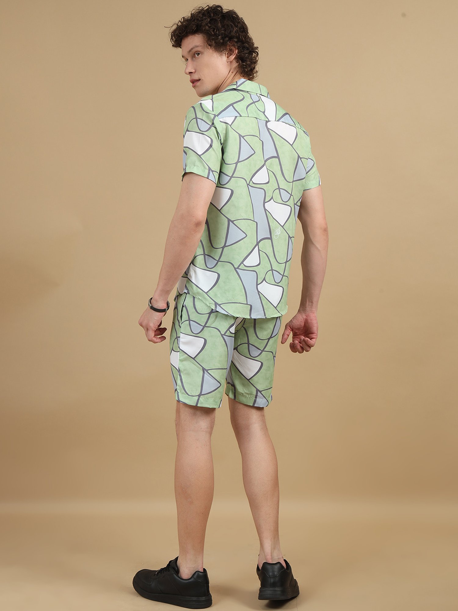 Bushirt Mint Green Regular Fit Printed Shirt & Shorts Set