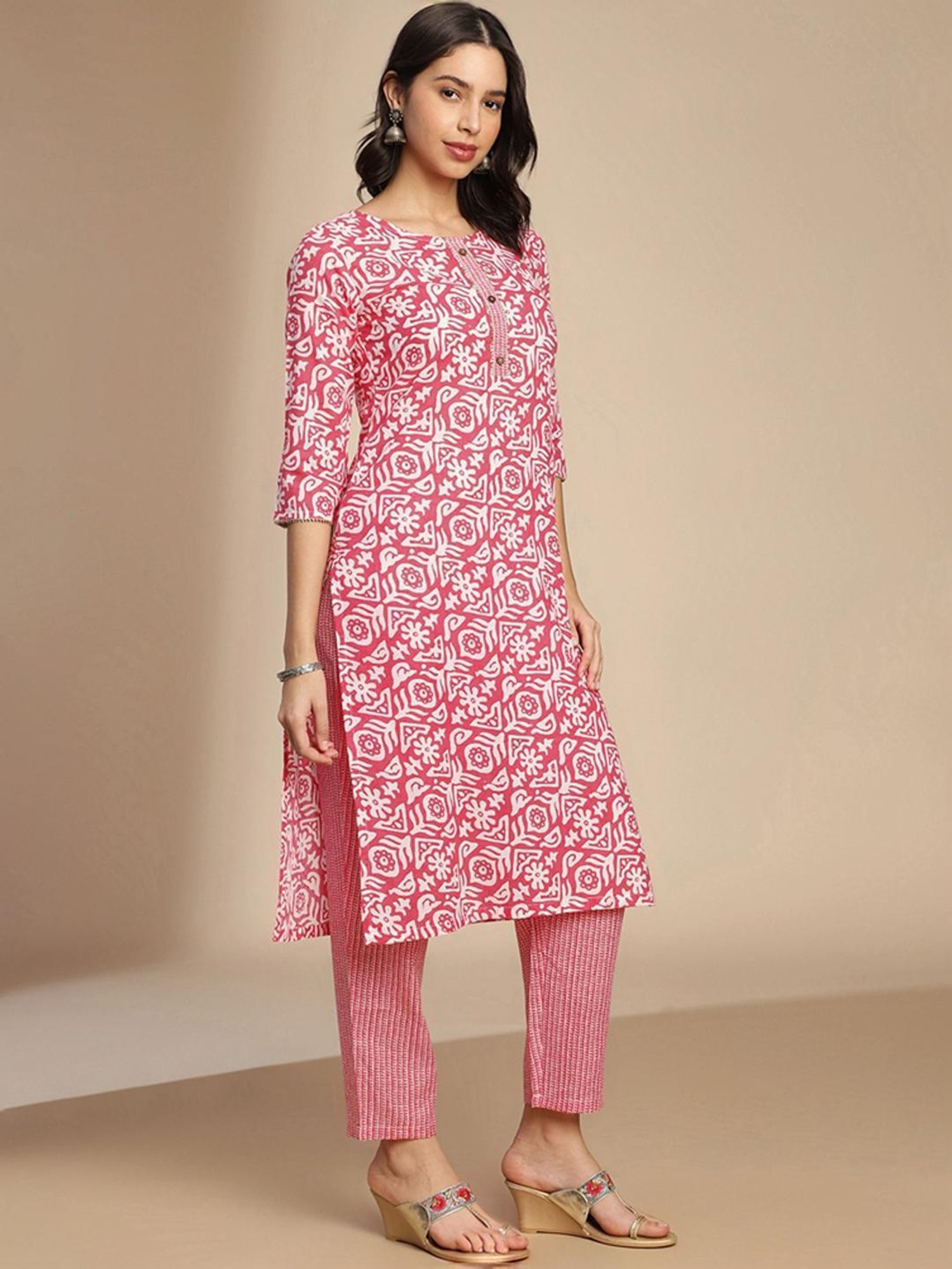 Skylee Pink Cotton Printed Kurta Pant Set With Dupatta