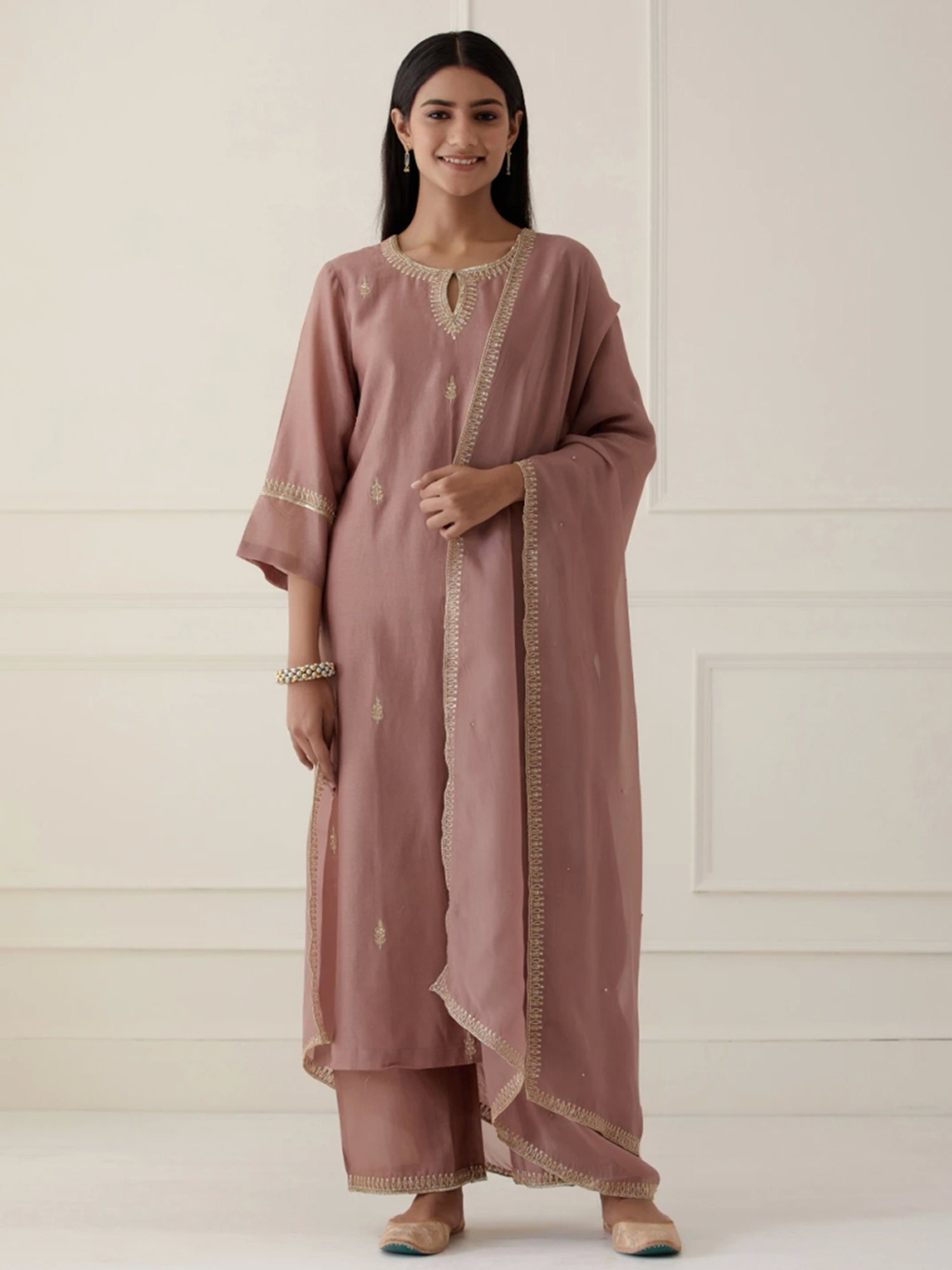 Ikshita Choudhary Dust Pink Sanjh Embroidered Kurta