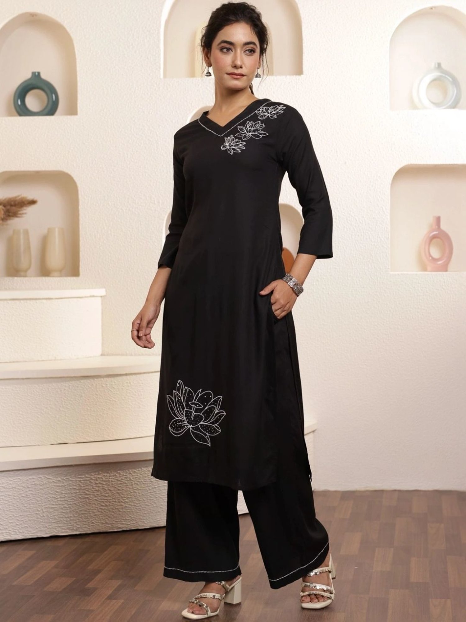 Autumnlane Black Tushki Swish Embroidery Kurta with Pant