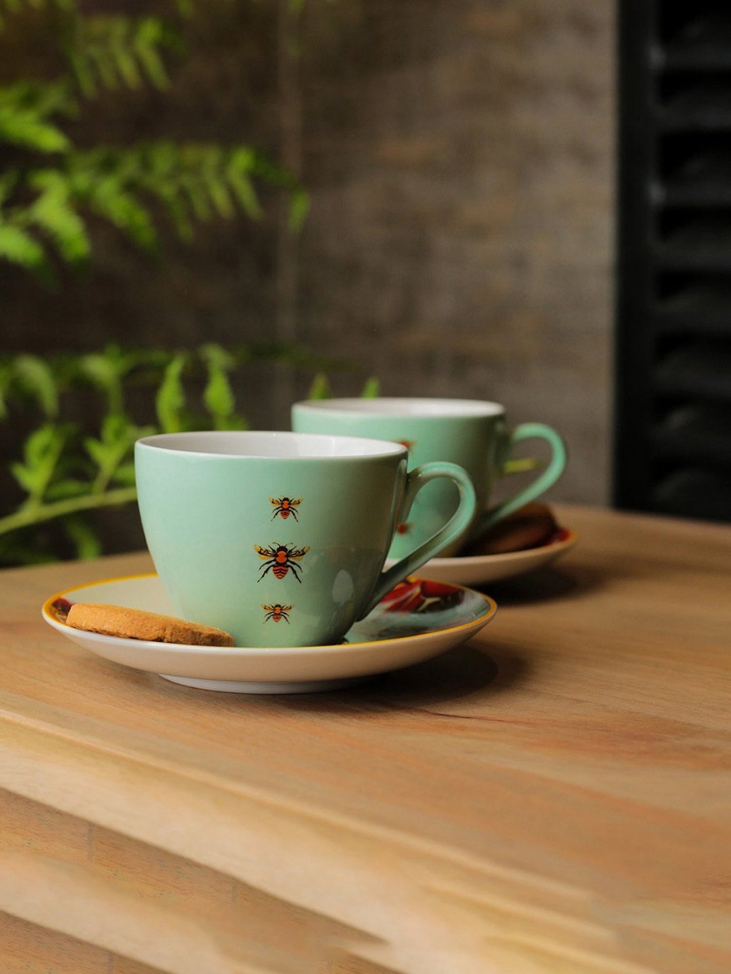 Home4U Macaw & Bee Printed Multicolor Porcelain Cup & Saucer - Set Of 2, (280ml)