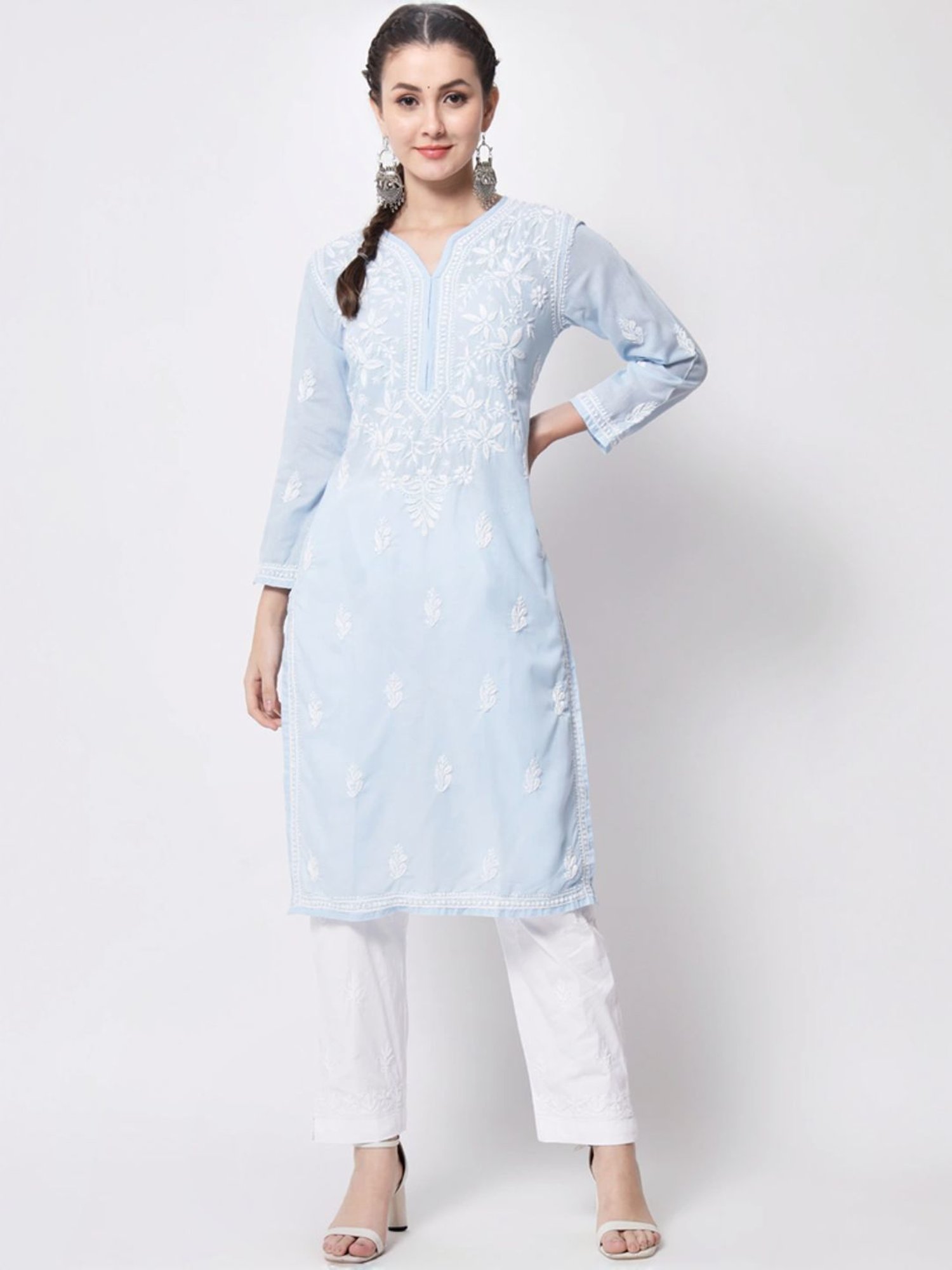 PARAMOUNT CHIKAN Sky Blue Cotton Hand Embroidered Chikankari Straight Kurta