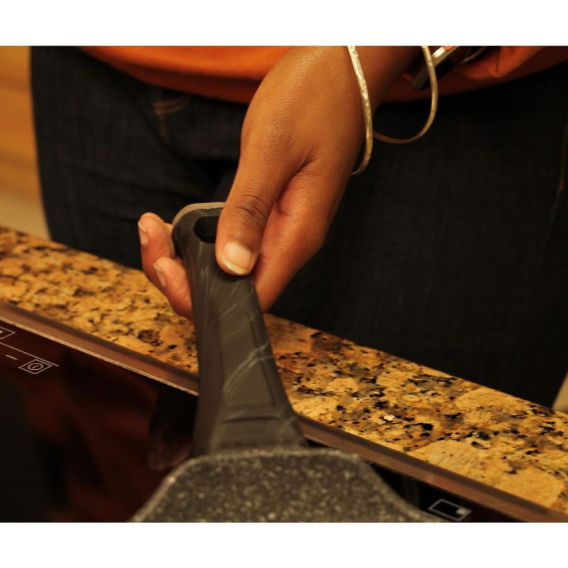 Tognana Sphera Black Aluminum 11.8 Inch Round Oven