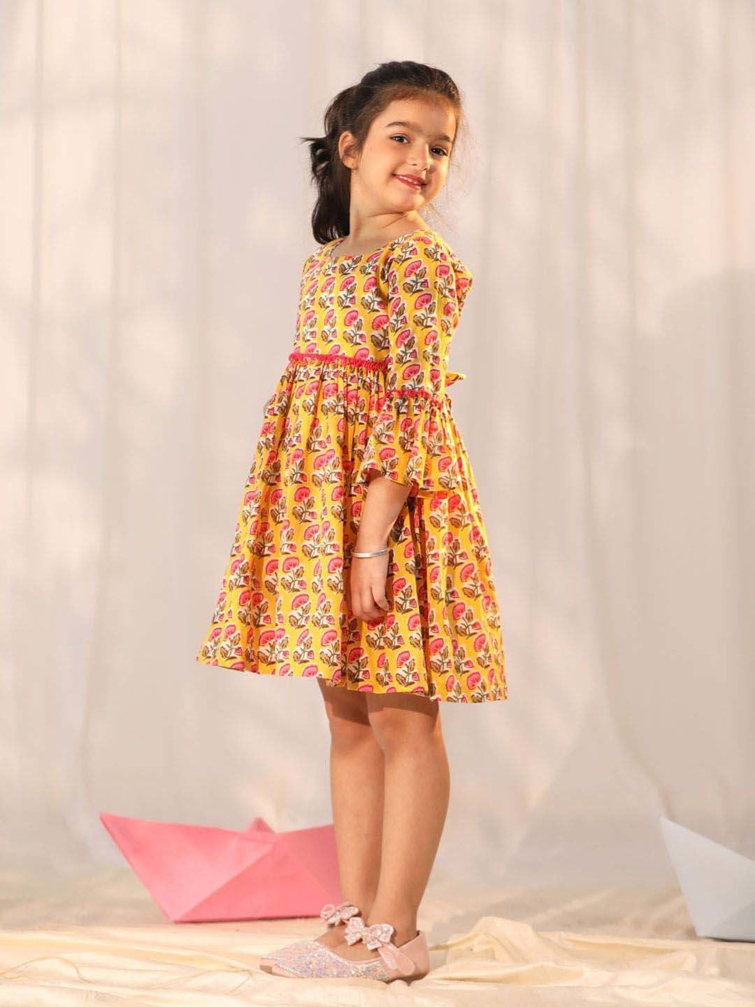 VASTRAMAY Girls Yellow Cotton Floral Dresses
