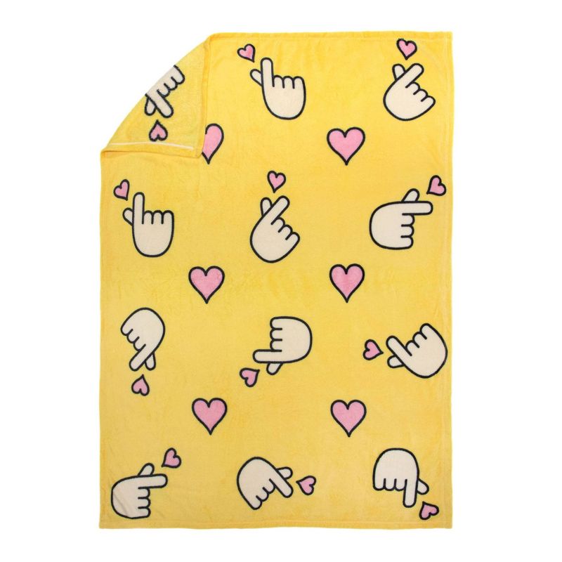 Netflix: To All the Boys I've Loved Before Kawaii Throw