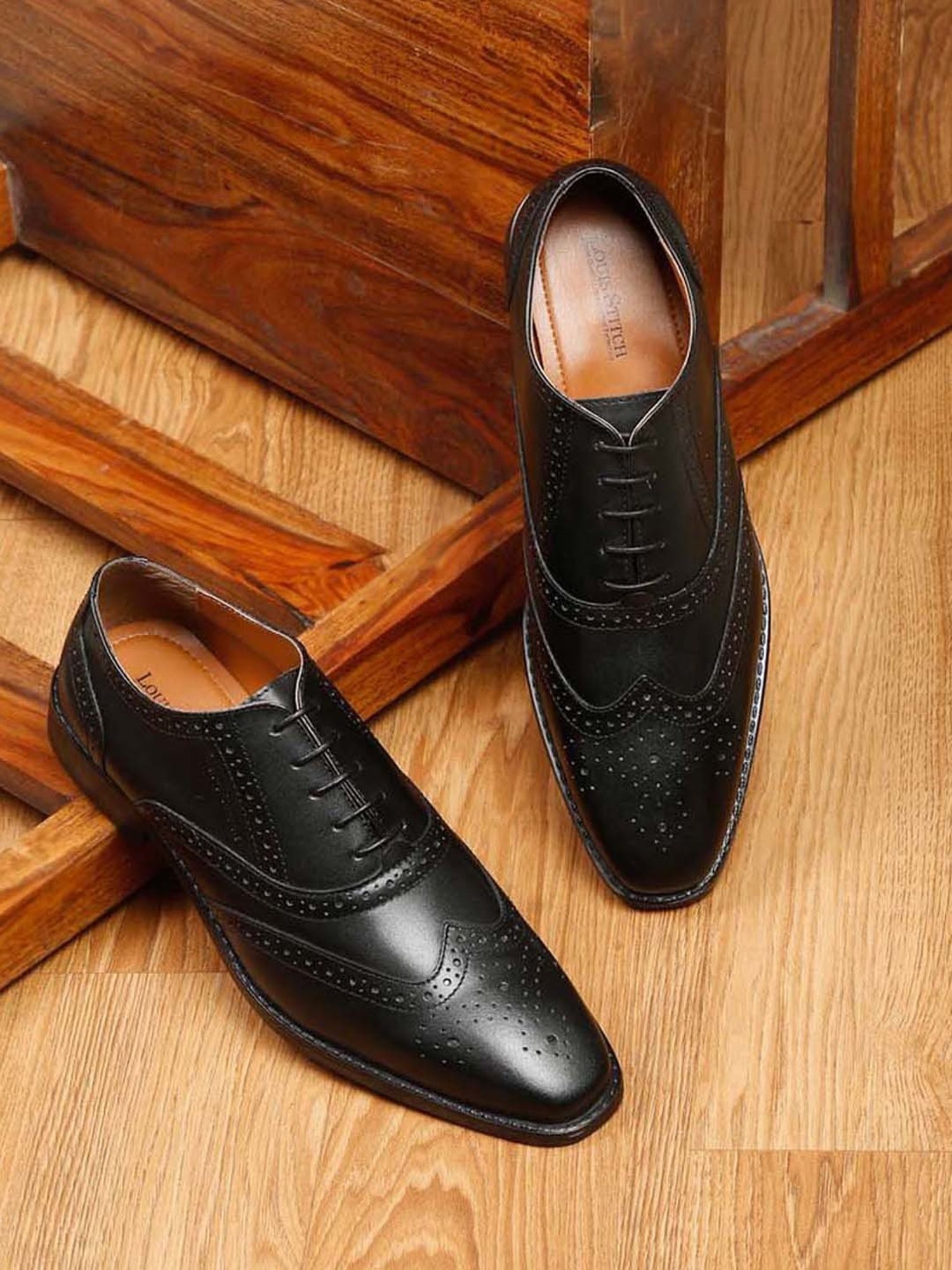 Louis Stitch Men's Black Brogue Shoes