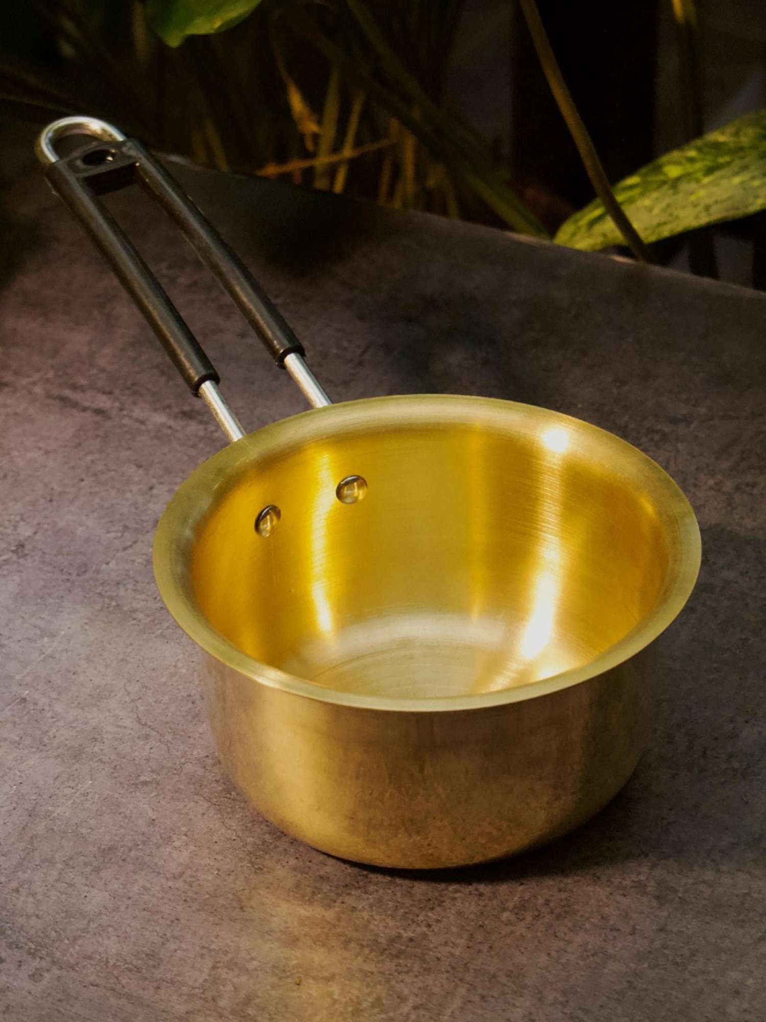 Milton Silver Stainless Steel Thermal Coffee Pot (500 ml) - Set of 1