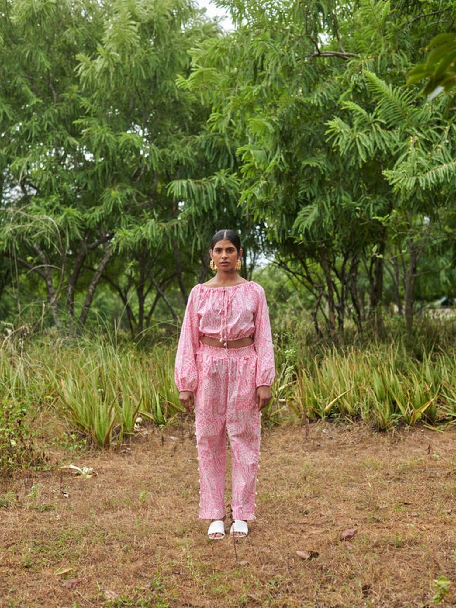 Khajoor Studio Pink & White Sundaze Meadow Brunch Time Top & Pant Co-ord Set