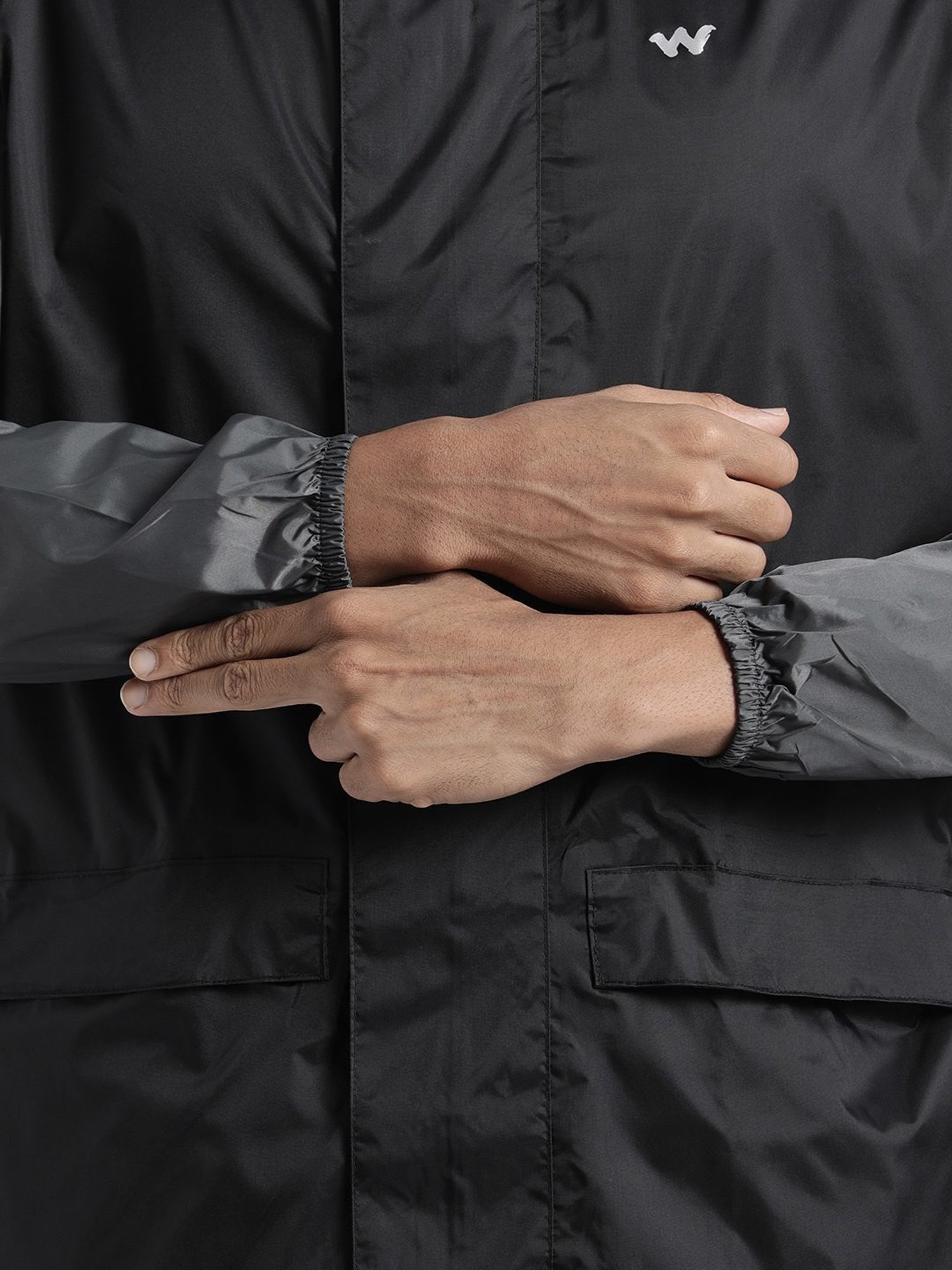 Wildcraft Black & Dark Grey Regular Fit Colour Block Rainwear Jacket