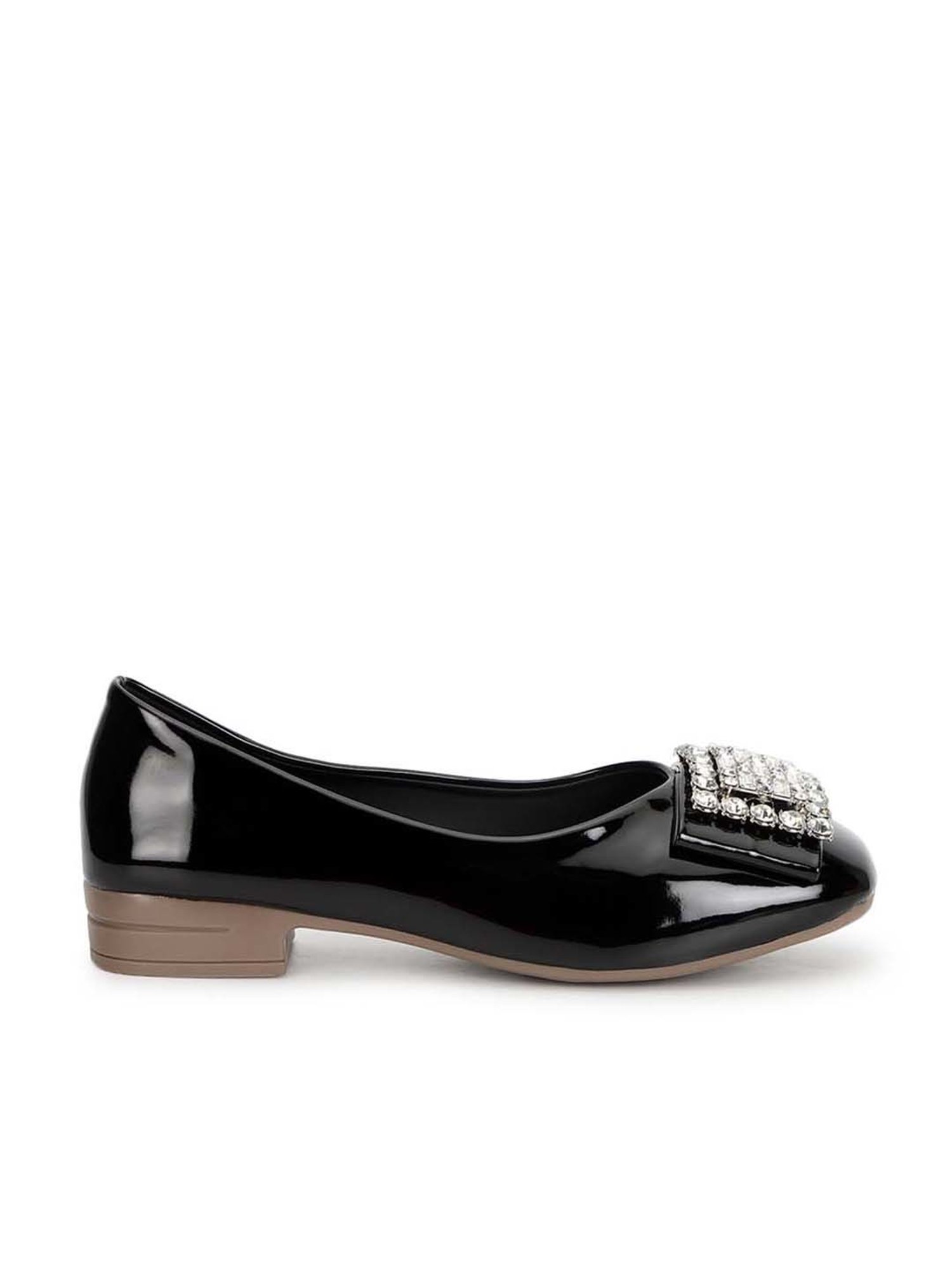 Truffle Collection Women's Black Casual Pumps