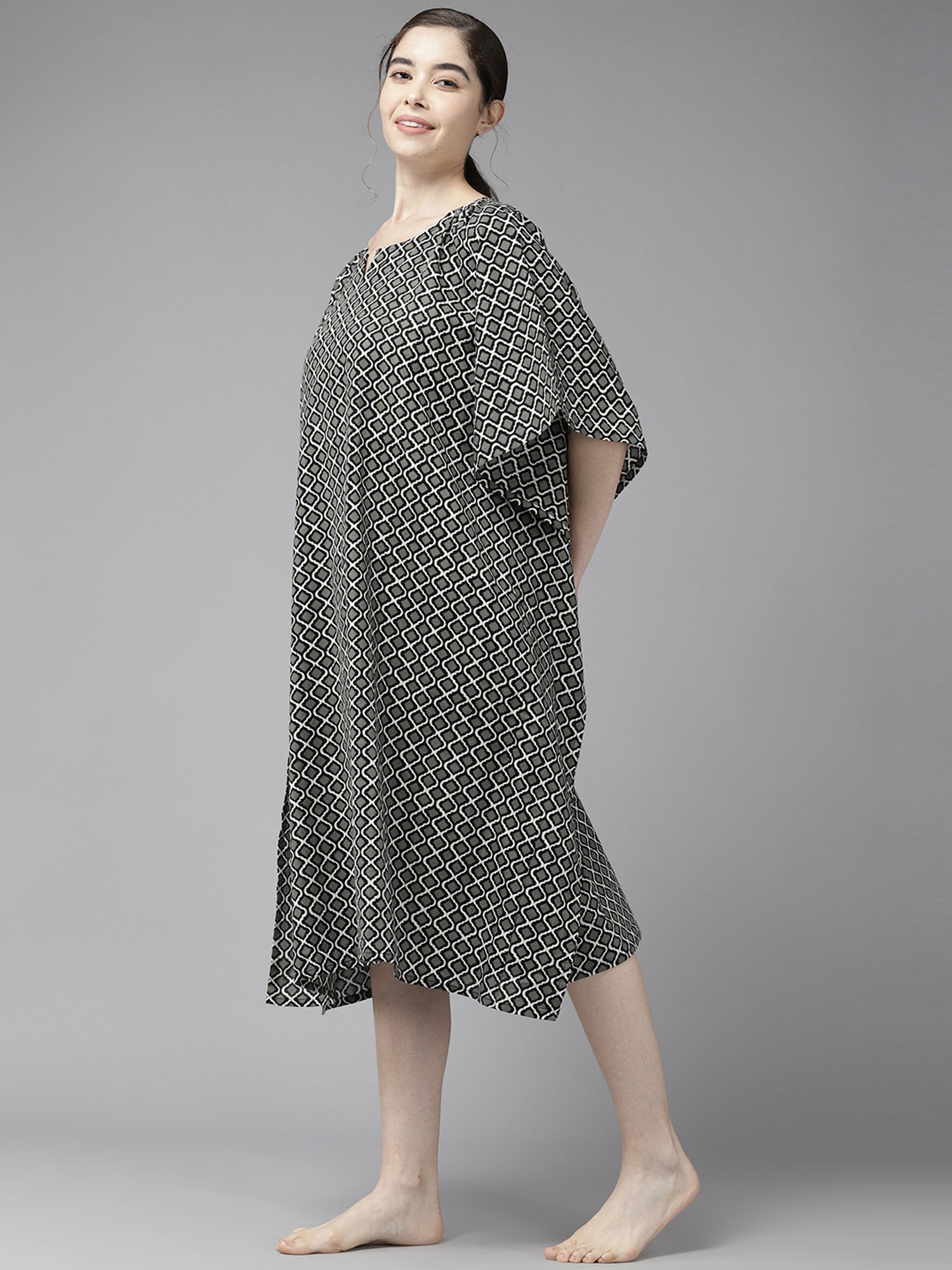 Prakrti Black Cotton Printed Kaftan